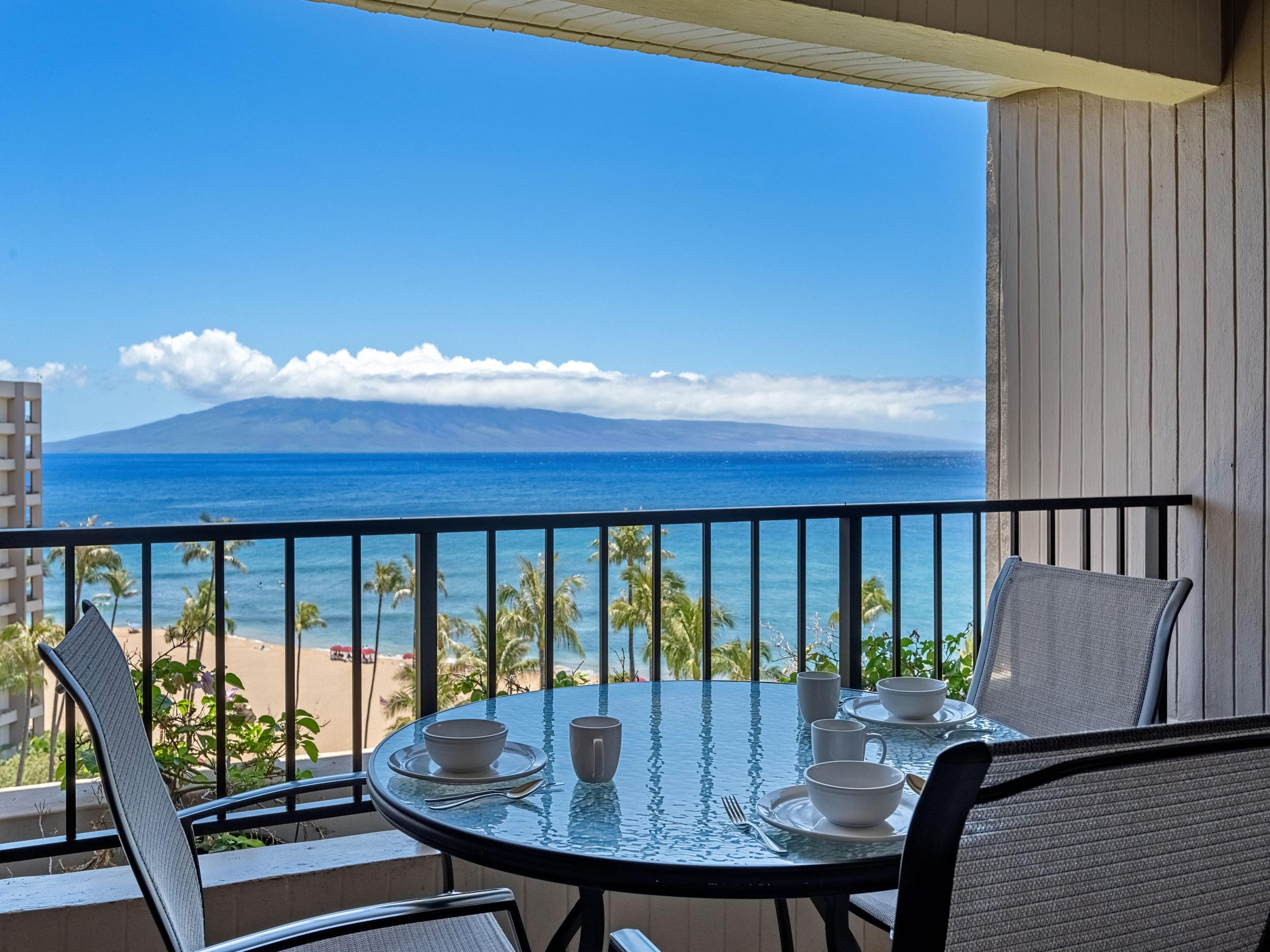 Condo in Kaanapali Beach · ★5.0 · 2 bedrooms · 3 beds · 2 baths - Image 1