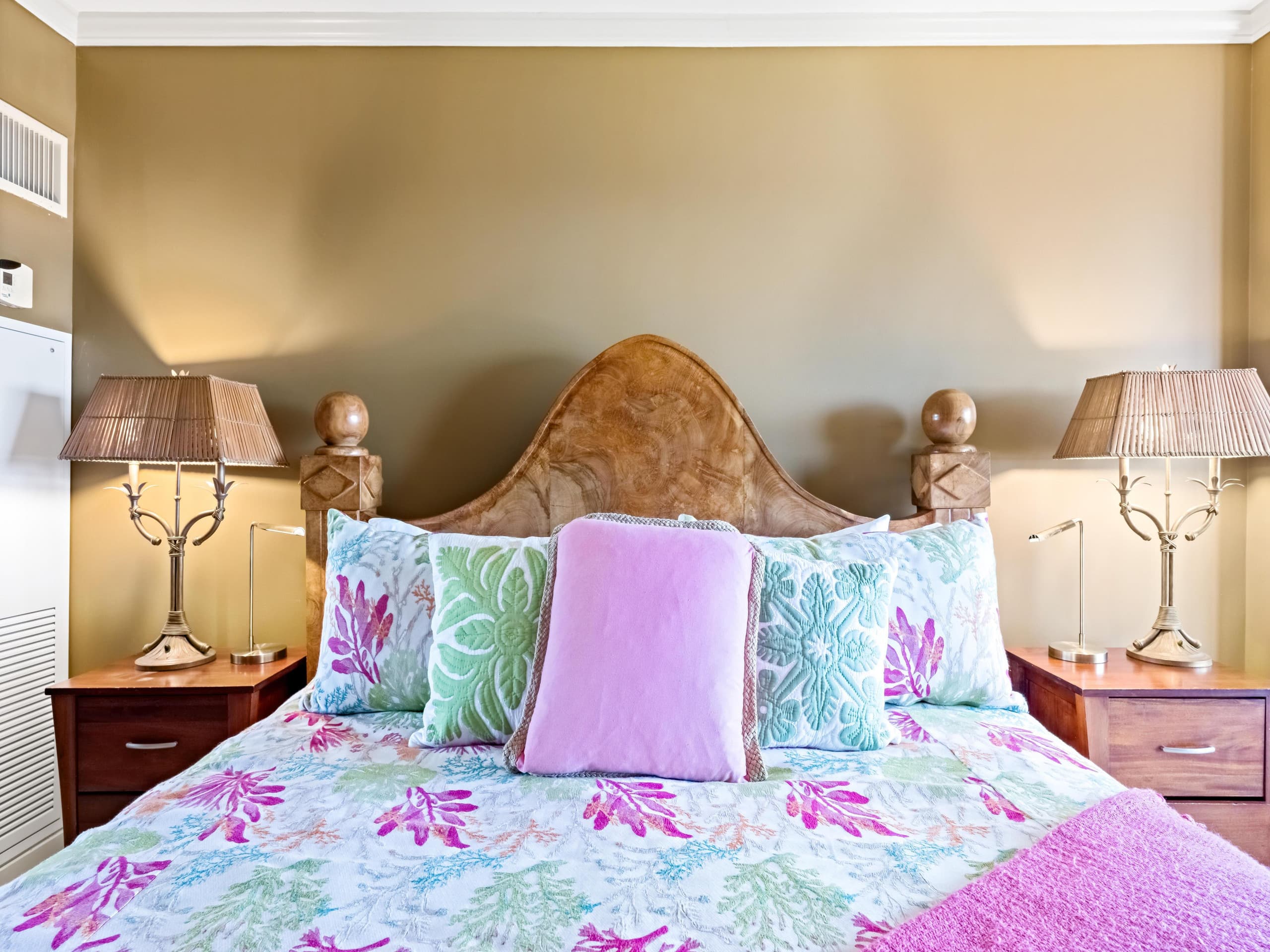 Condo in Kaanapali Beach · ★4.83 · 2 bedrooms · 2 beds · 2 baths - Image 18