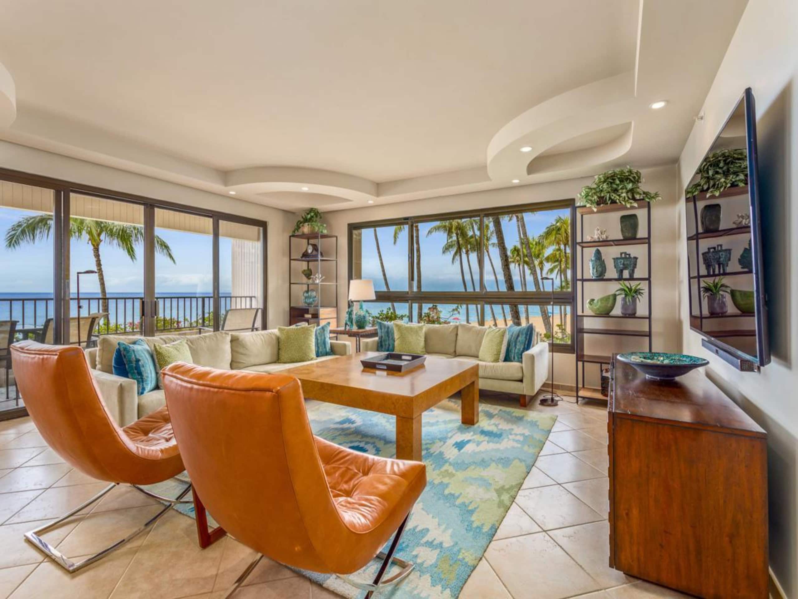Condo in Kaanapali Beach · ★5.0 · 2 bedrooms · 3 beds · 2 baths - Image 3