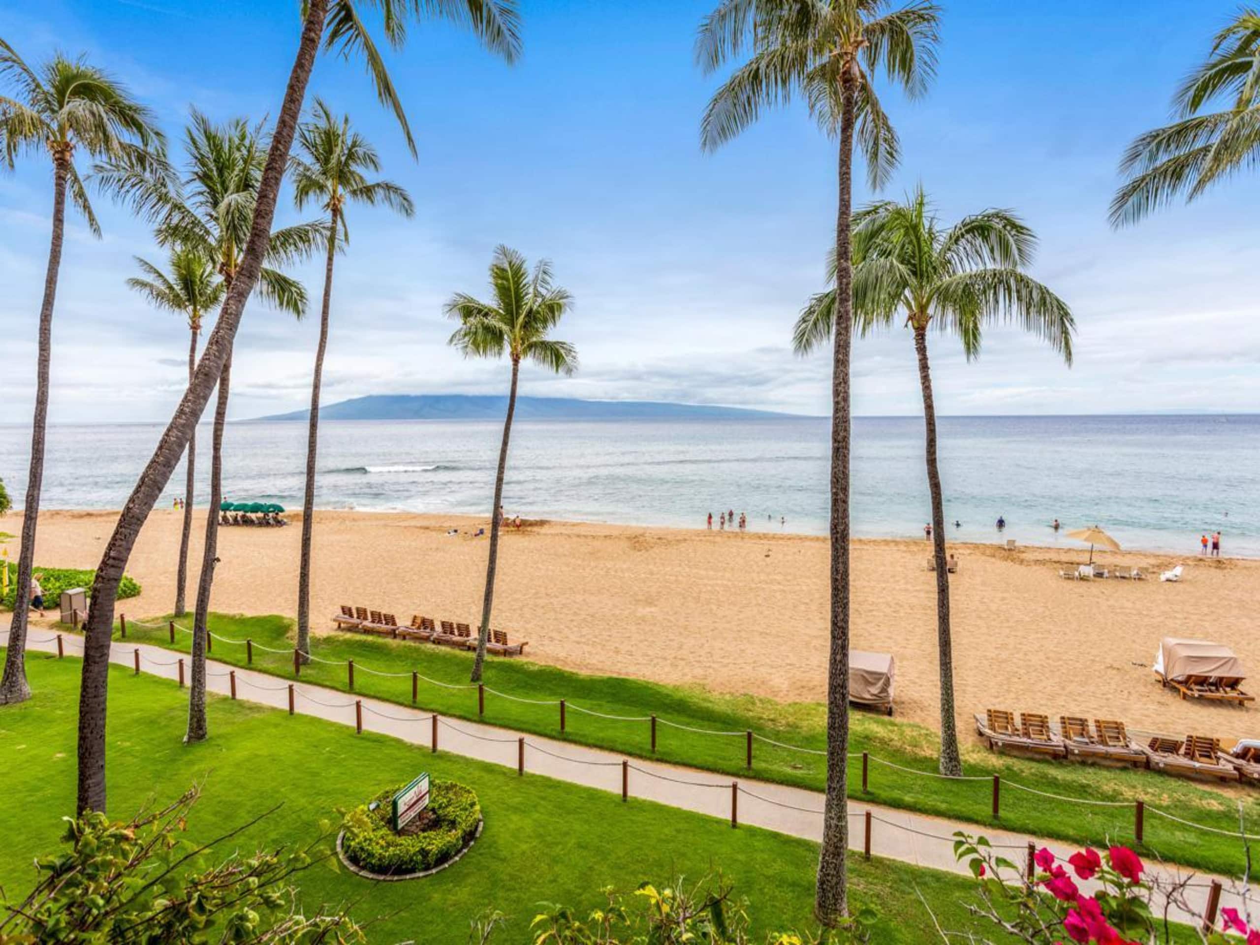 Condo in Kaanapali Beach · ★5.0 · 2 bedrooms · 3 beds · 2 baths - Image 16