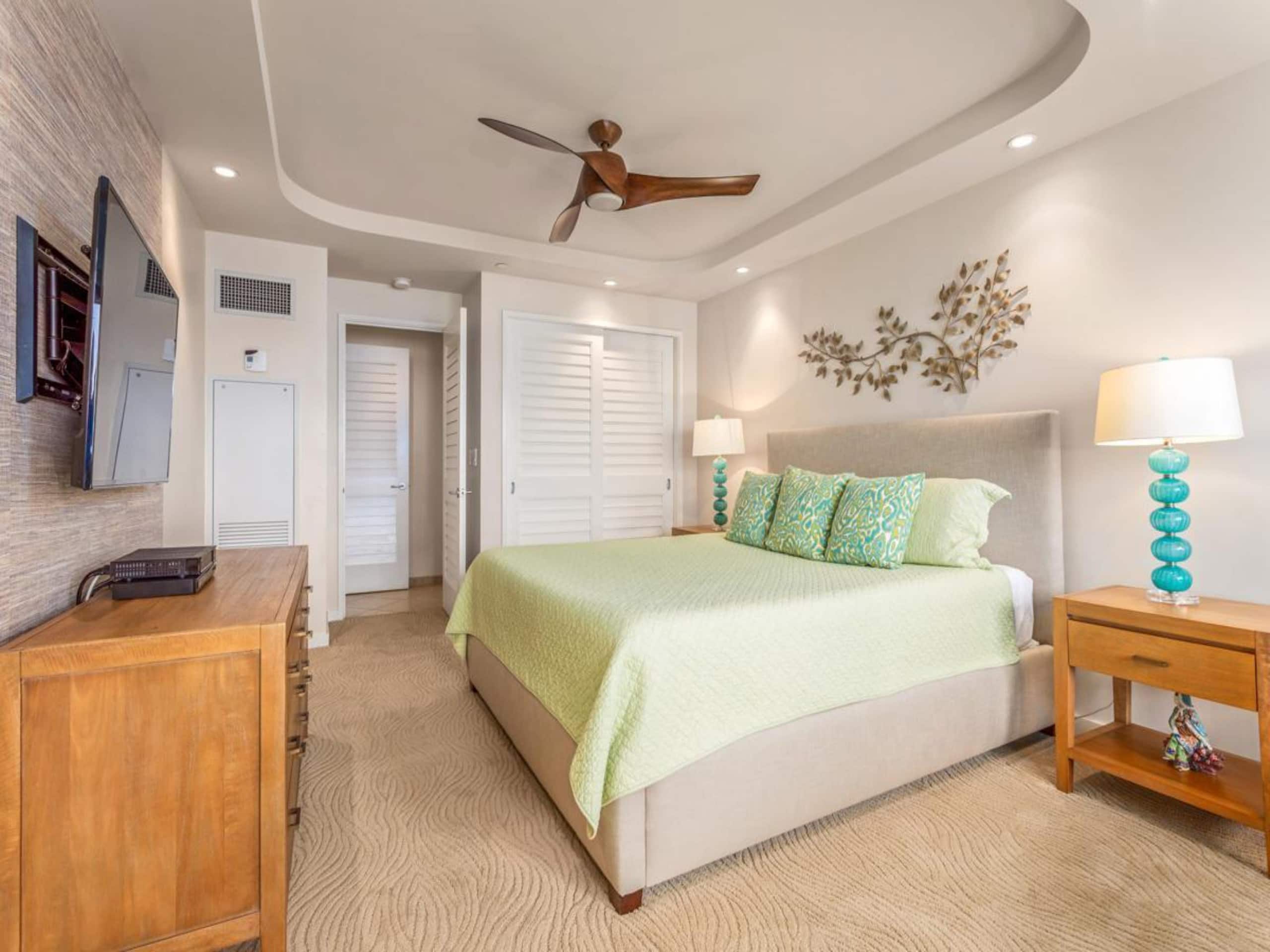 Condo in Kaanapali Beach · ★5.0 · 2 bedrooms · 3 beds · 2 baths - Image 23