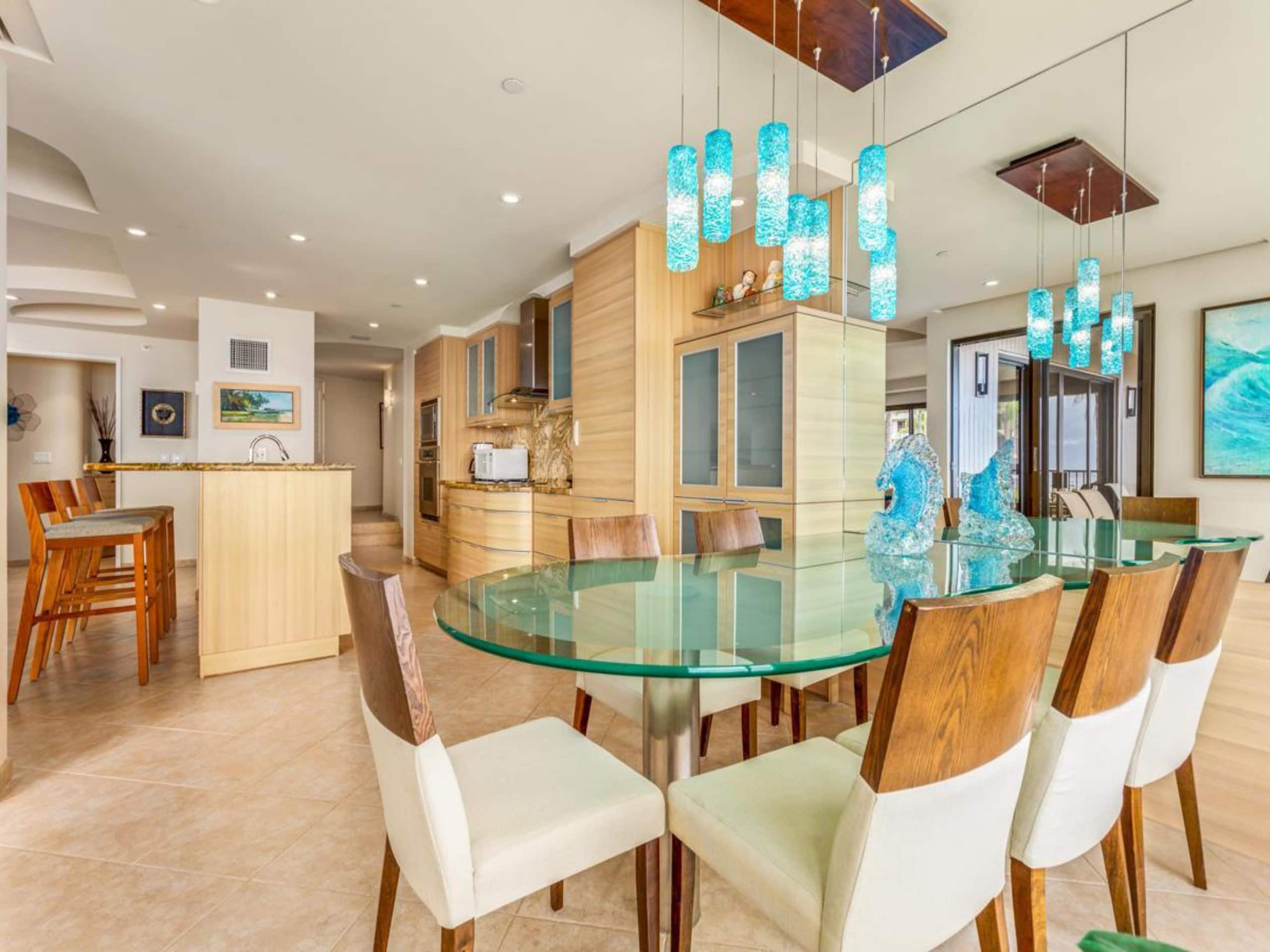 Condo in Kaanapali Beach · ★5.0 · 2 bedrooms · 3 beds · 2 baths - Image 12