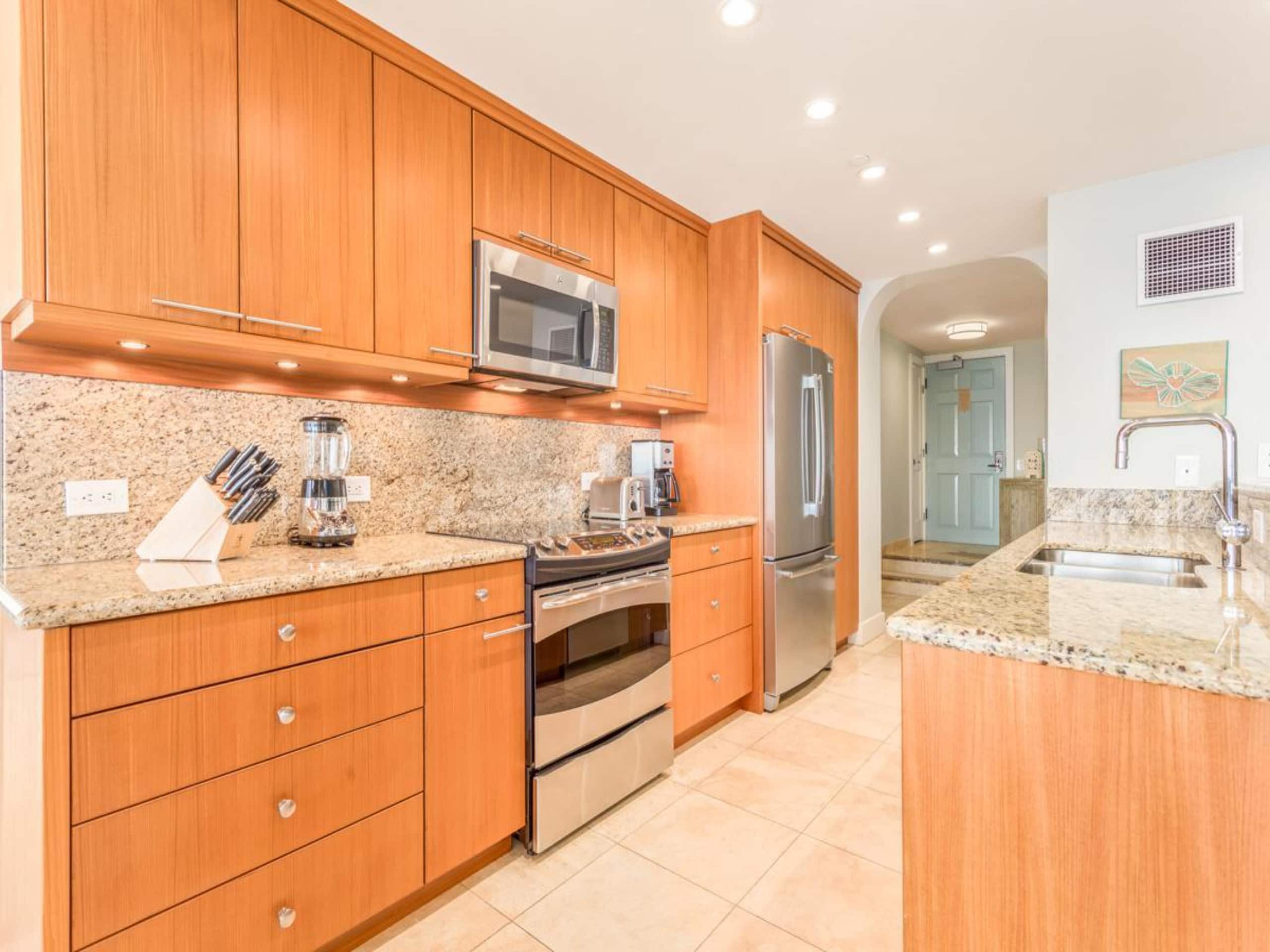 Condo in Kaanapali Beach · ★5.0 · 2 bedrooms · 2 beds · 2 baths - Image 5
