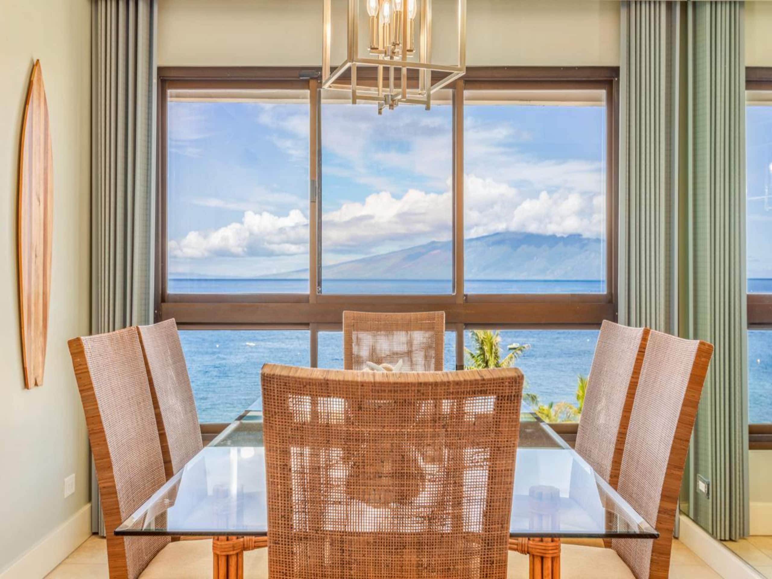 Condo in Kaanapali Beach · ★5.0 · 2 bedrooms · 2 beds · 2 baths - Image 12
