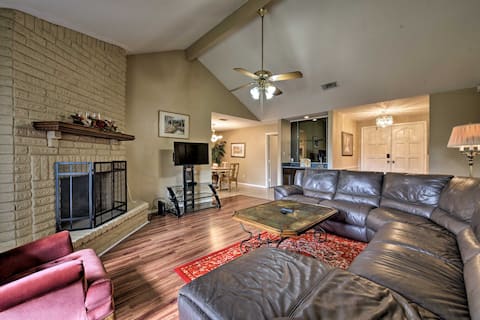 Pet-Friendly Missouri City Home w/ Fenced-In Yard!