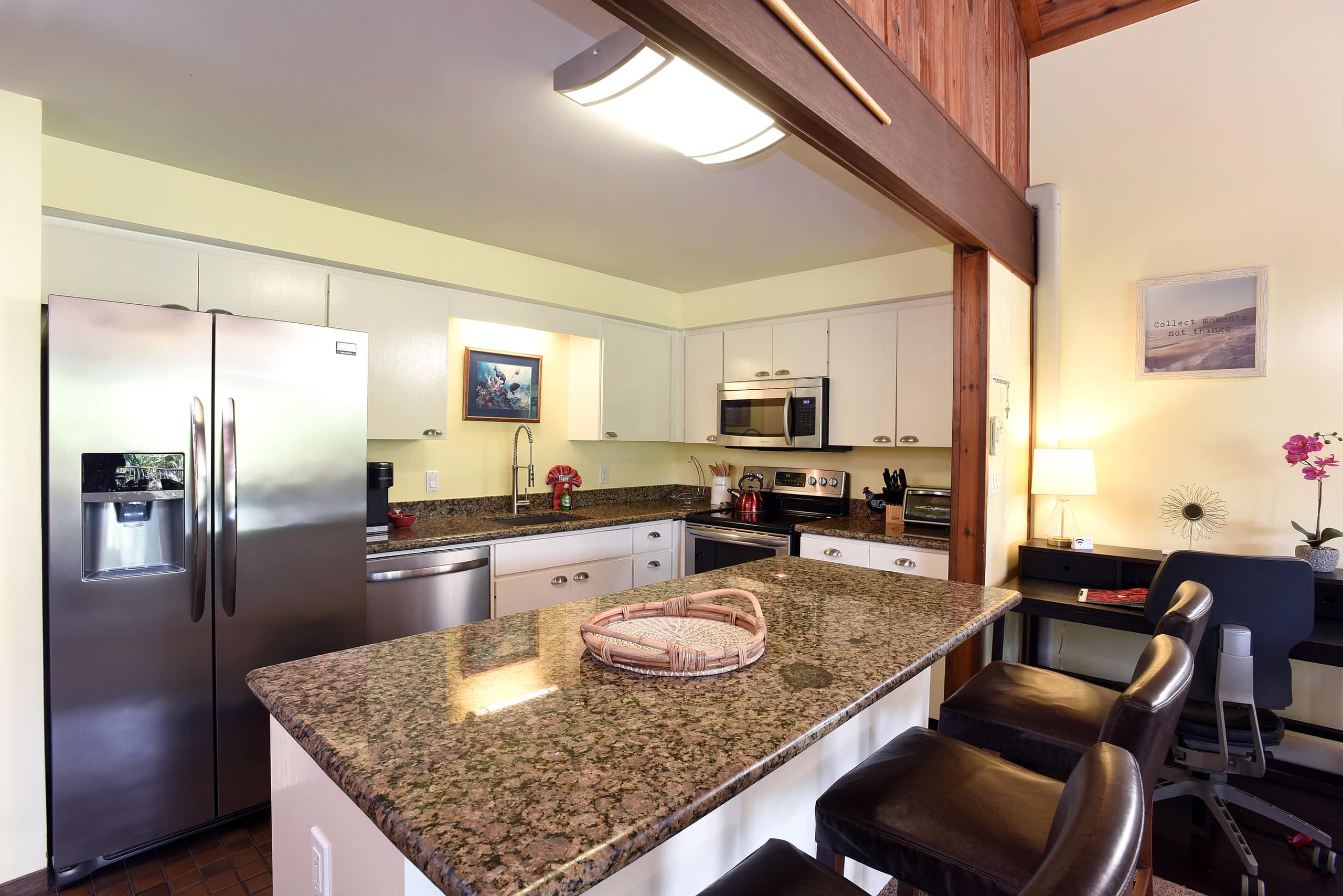 Condo in Kihei · ★4.84 · 2 bedrooms · 4 beds · 2 baths - Image 17