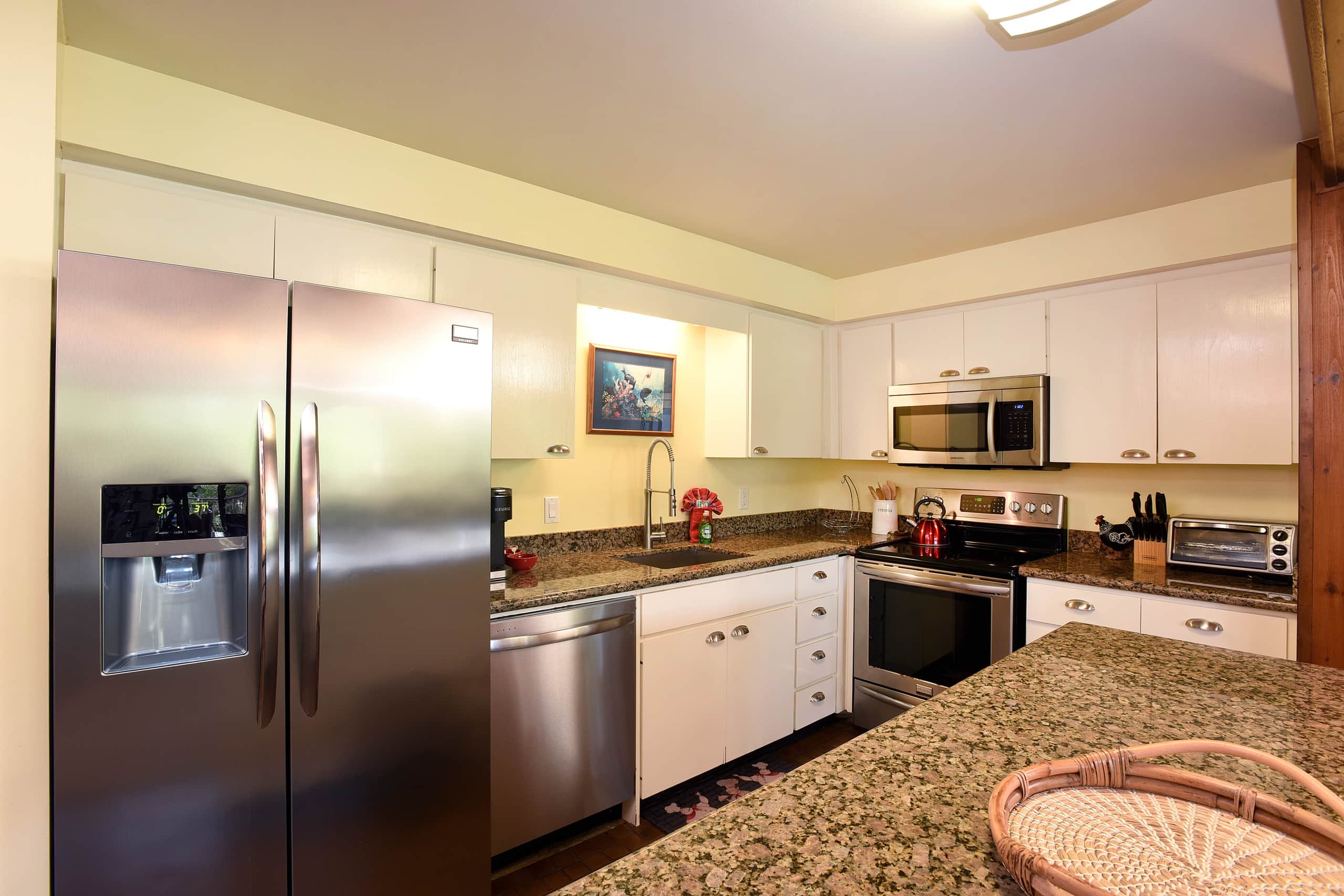 Condo in Kihei · ★4.84 · 2 bedrooms · 4 beds · 2 baths - Image 18