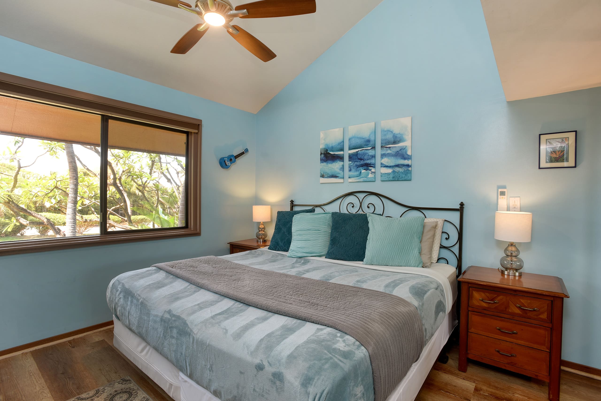 Condo in Kihei · ★4.84 · 2 bedrooms · 4 beds · 2 baths - Image 9
