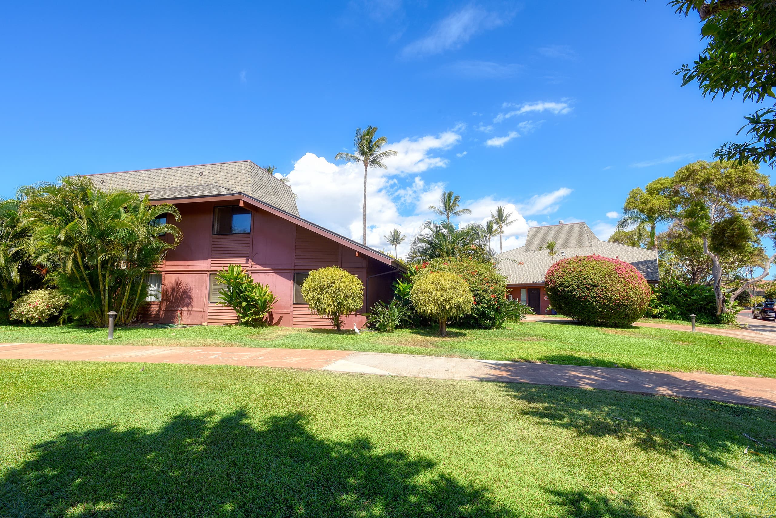 Condo in Kihei · ★4.84 · 2 bedrooms · 4 beds · 2 baths - Image 35