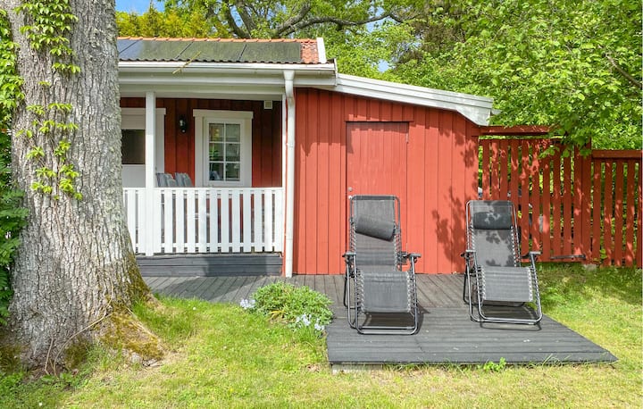 Vackert Hem I Löttorp Med Kök - Öland