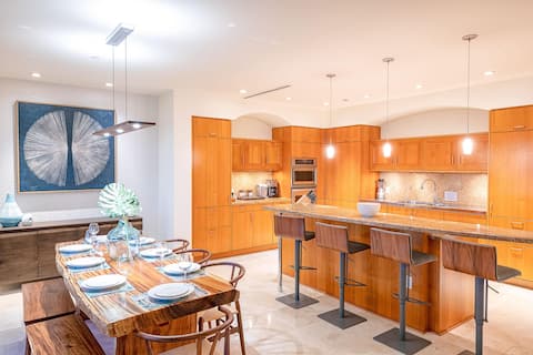 Stunning Luxury Remodel I Wailea Beach Villas J206
