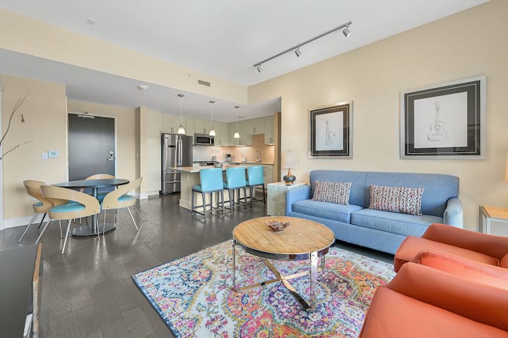 Balcony Condo in Downtown Asheville