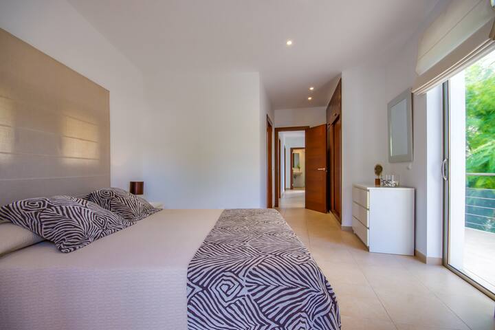 Спална соба 2