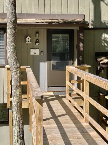 Cody- Sugar Mountain Lodging, Inc. managed Airbnb listing 3