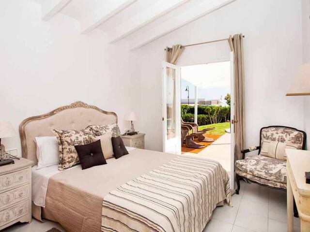 Villa Bini Oran – Large charming villa near beach gallery image 4