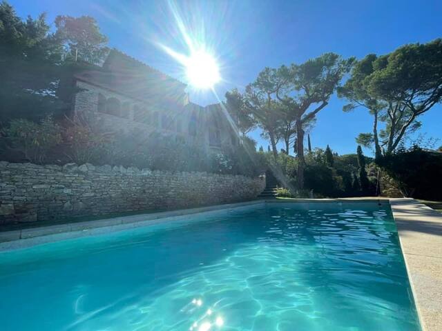 Holiday rental semidetached with swimming pool in gallery image 5