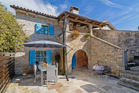 Top Airbnb: Erisa in Trosti (house for 6 people) in Grad Pazin