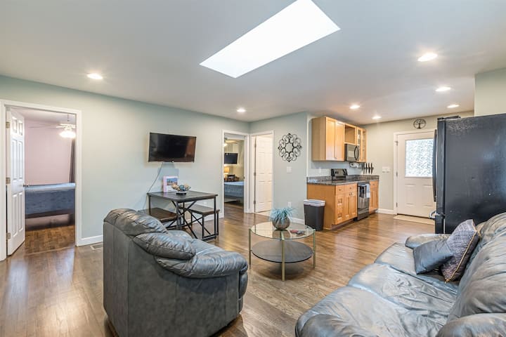 Central Atlanta 2br With Driveway - Georgia Institute of Technology, Atlanta