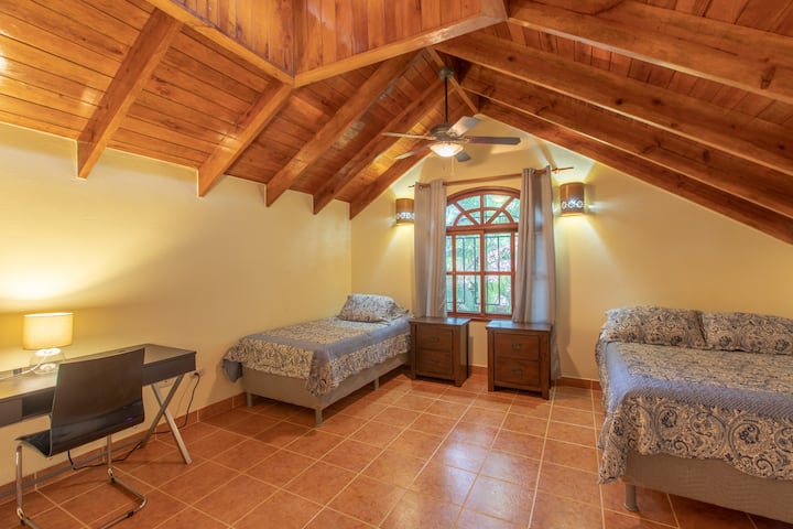 Спалня 3 в лофта