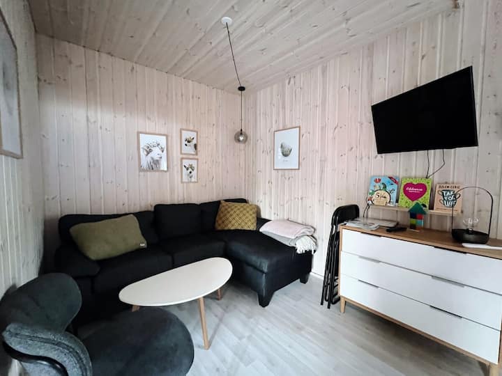 Discover This Well-appointed Cottage (Cottage B) - Faroe Islands