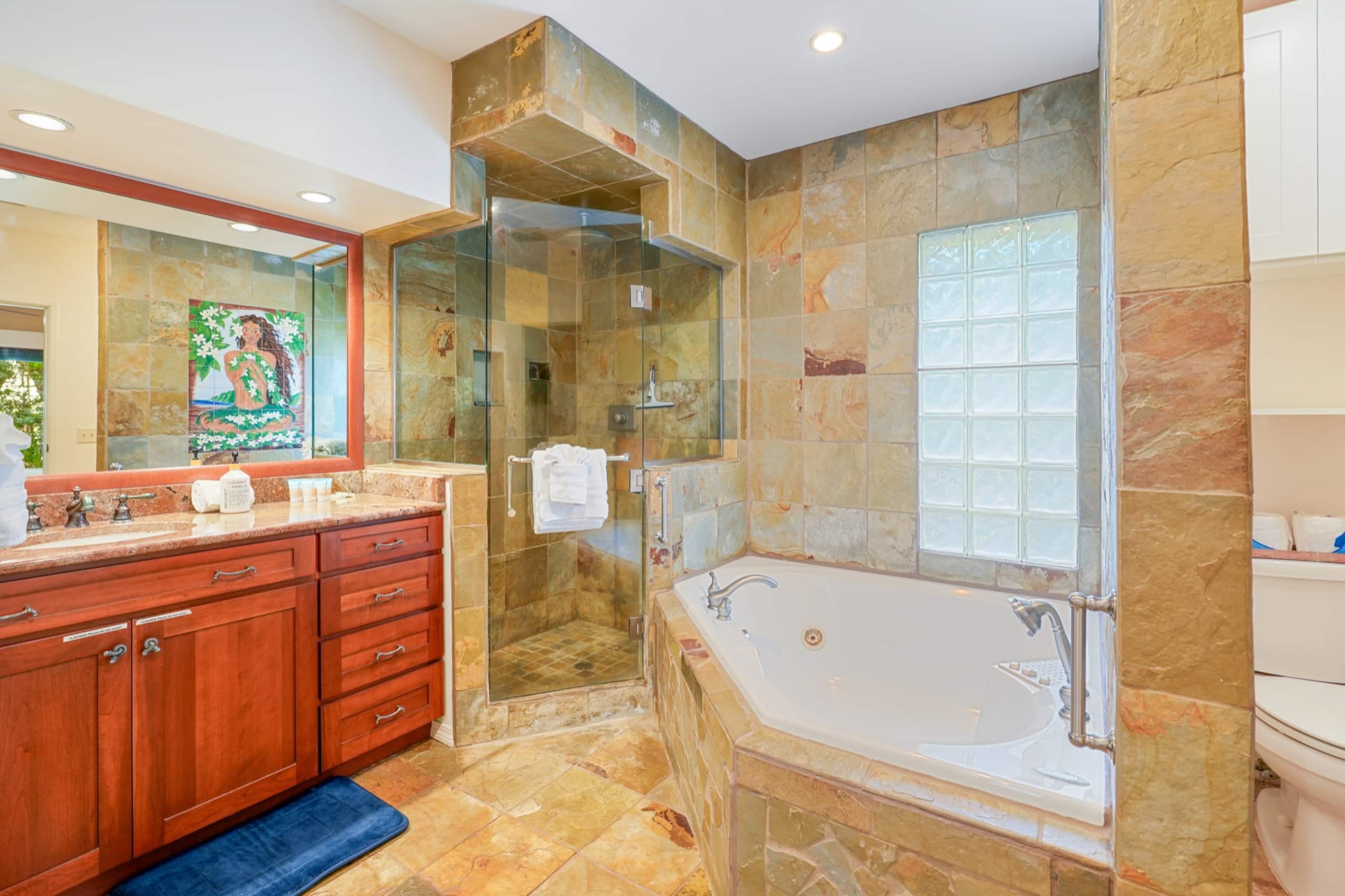 Aloha Manor is Elegant Gated Oceanfront Living - Photo 14