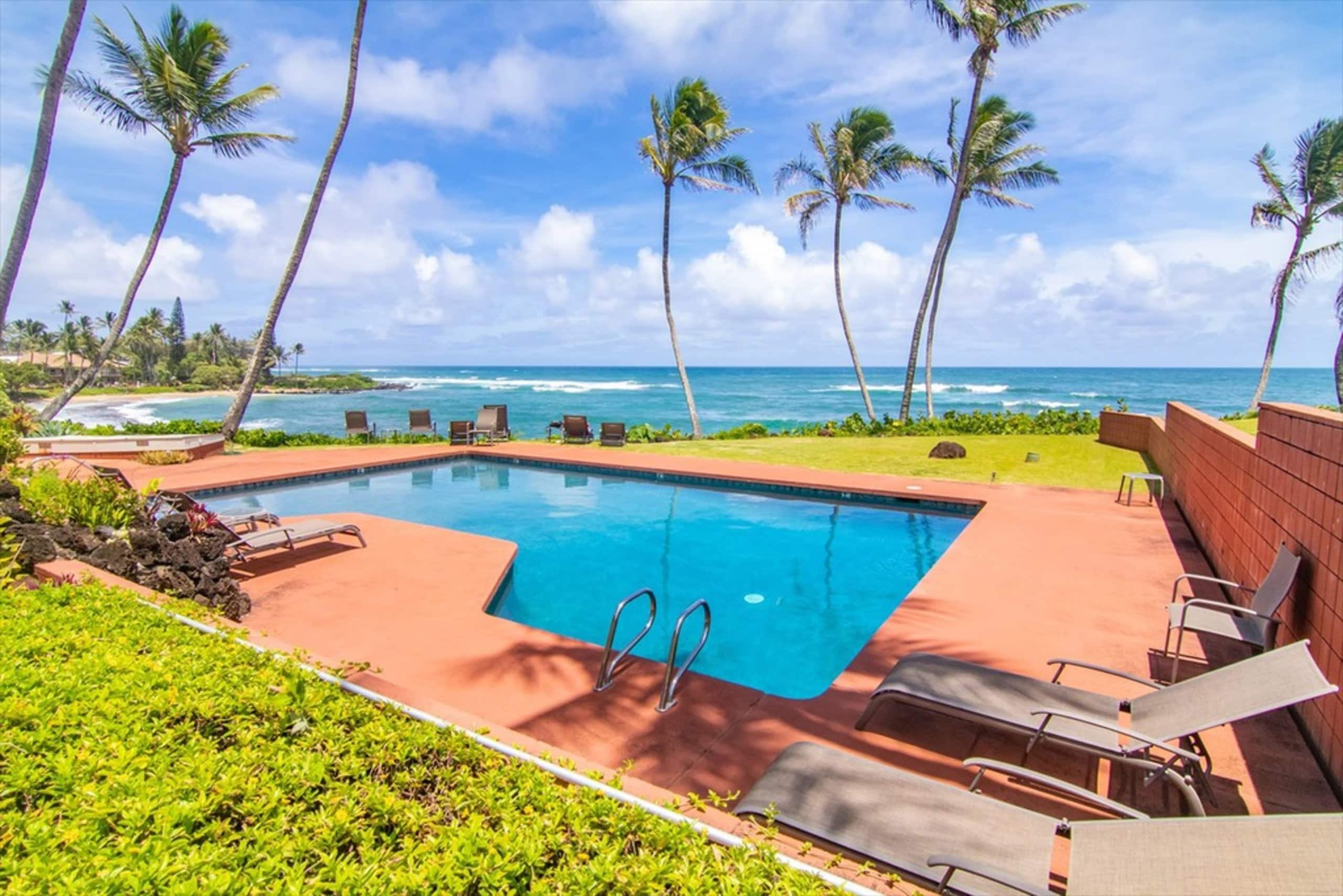 Aloha Manor is Elegant Gated Oceanfront Living - Photo 23