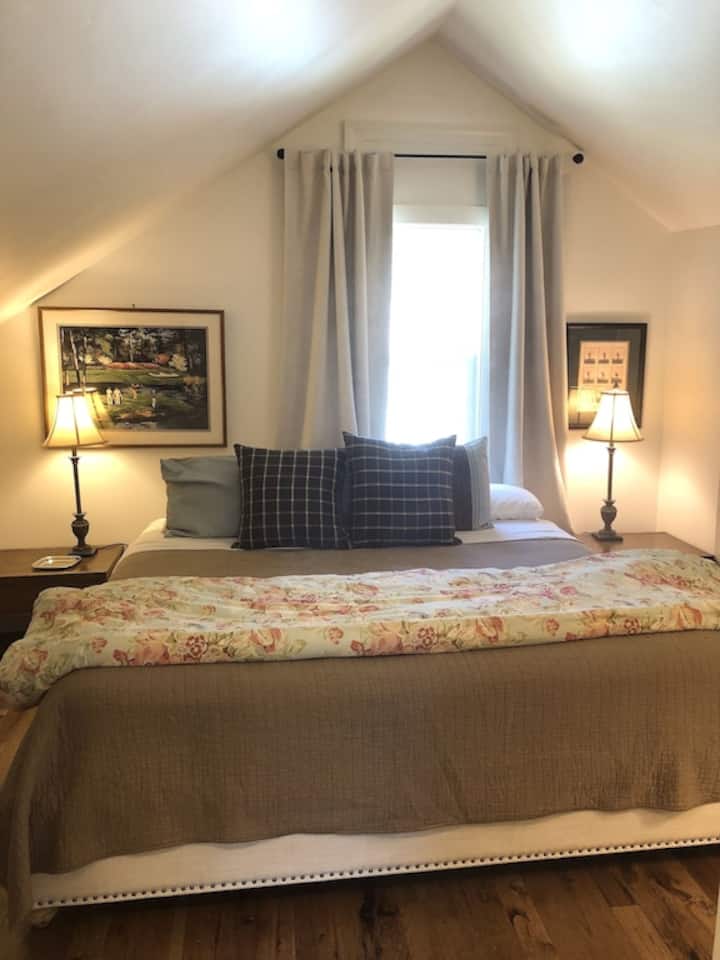 Another king size bed!