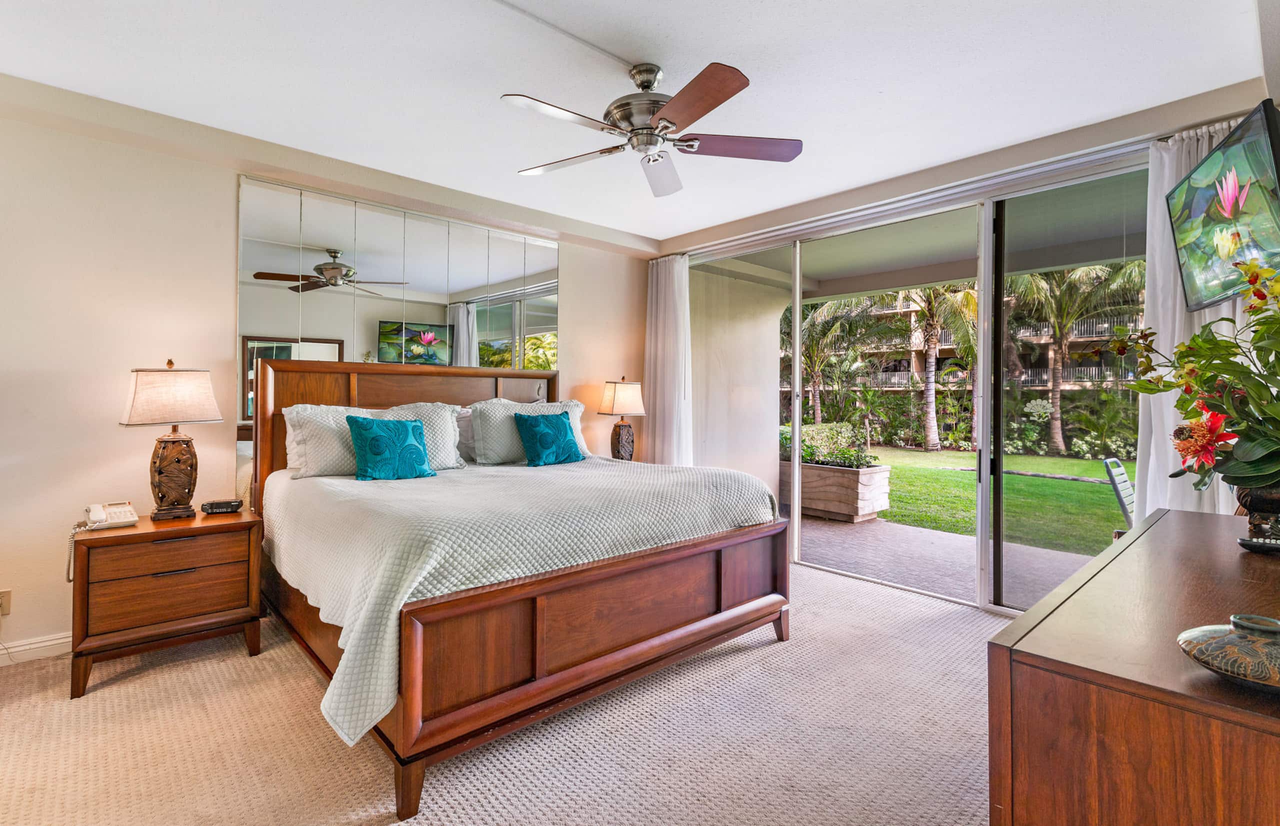 Condo in Lahaina · ★4.95 · 1 bedroom · 2 beds · 2 baths - Image 17
