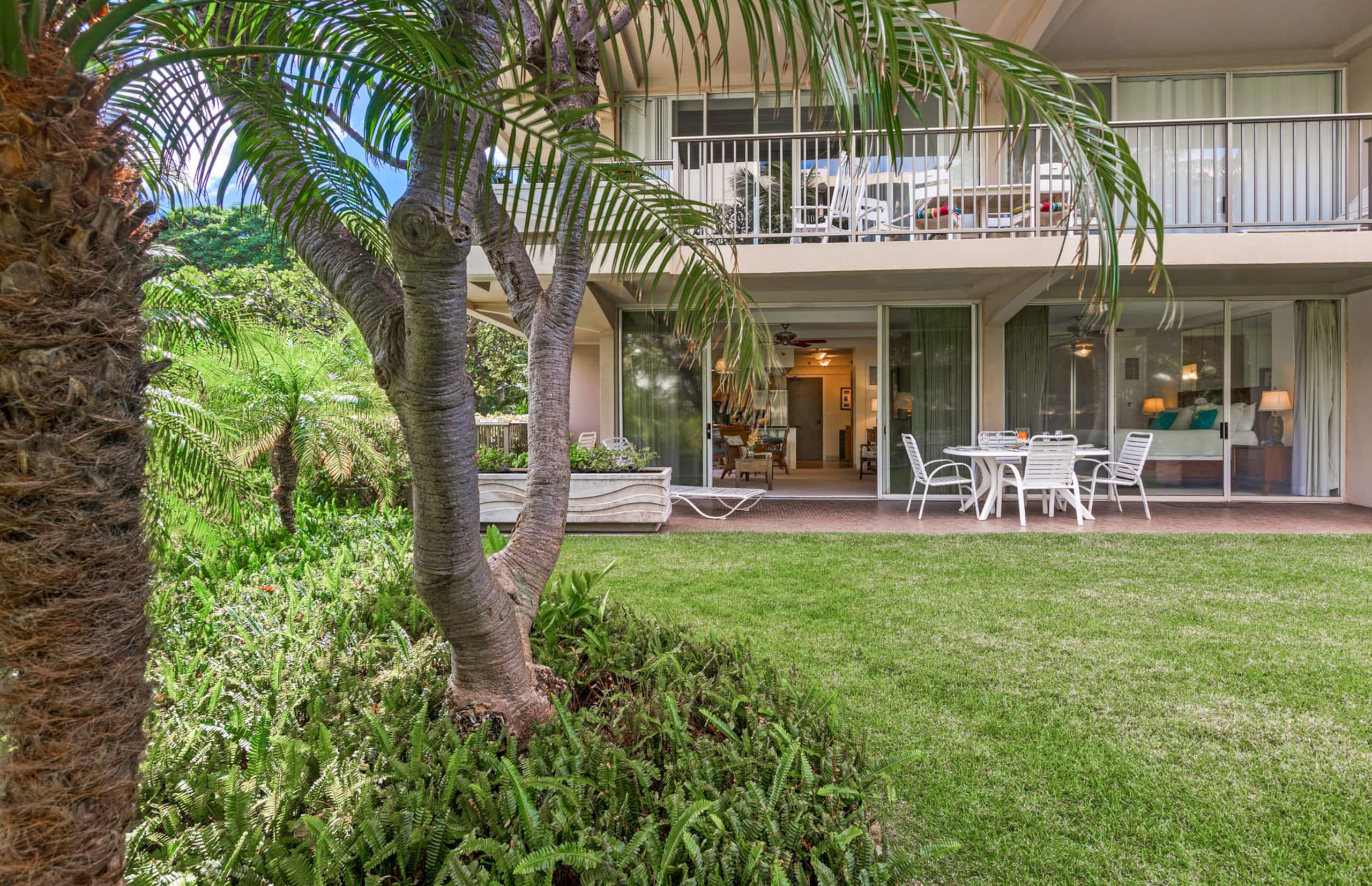Condo in Lahaina · ★4.95 · 1 bedroom · 2 beds · 2 baths - Image 25