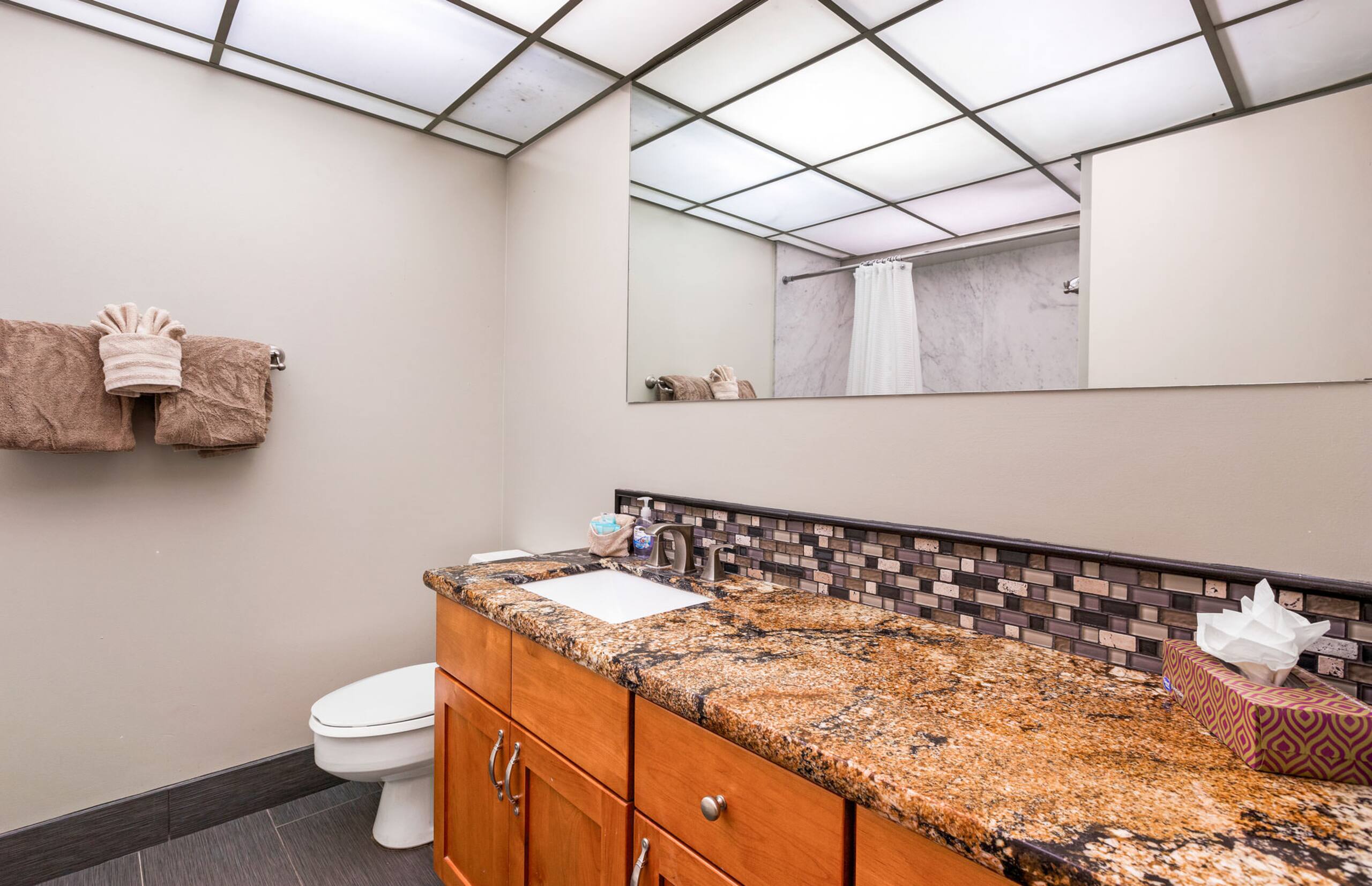 Condo in Lahaina · ★4.95 · 1 bedroom · 2 beds · 2 baths - Image 20