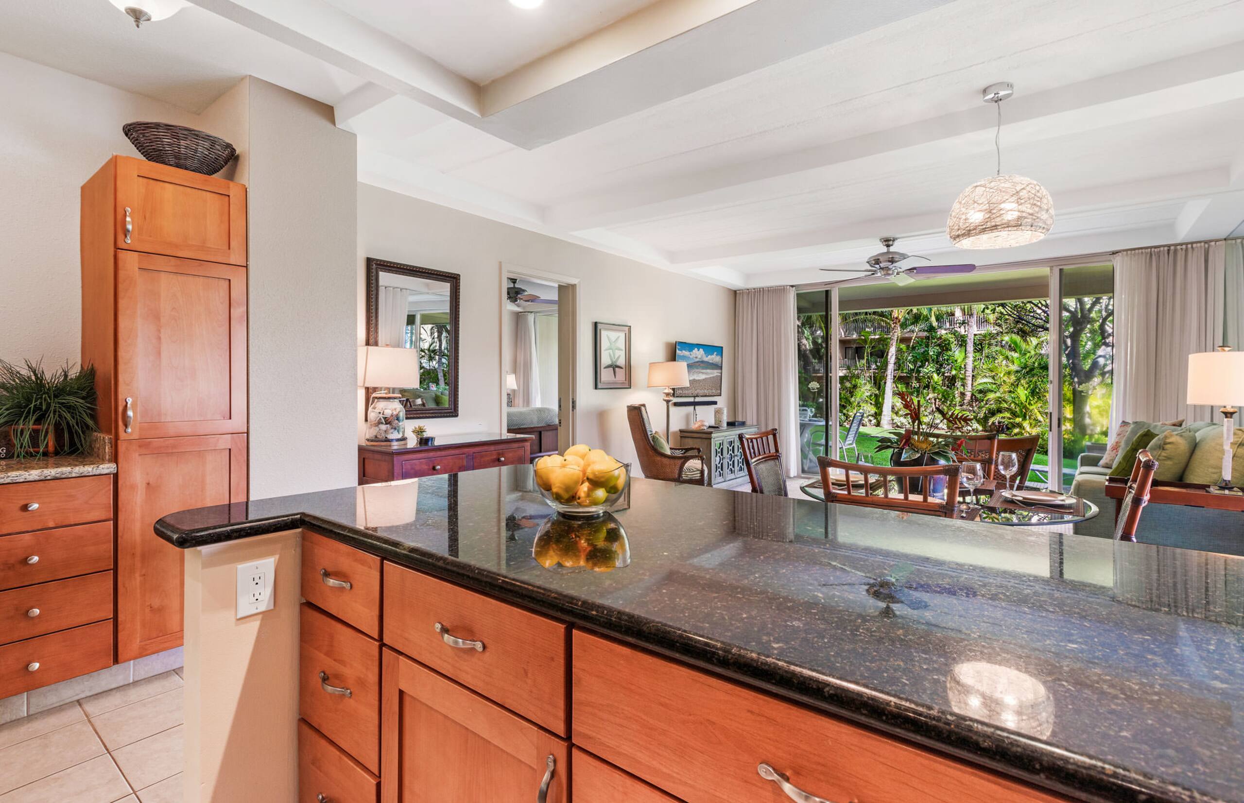 Condo in Lahaina · ★4.95 · 1 bedroom · 2 beds · 2 baths - Image 6