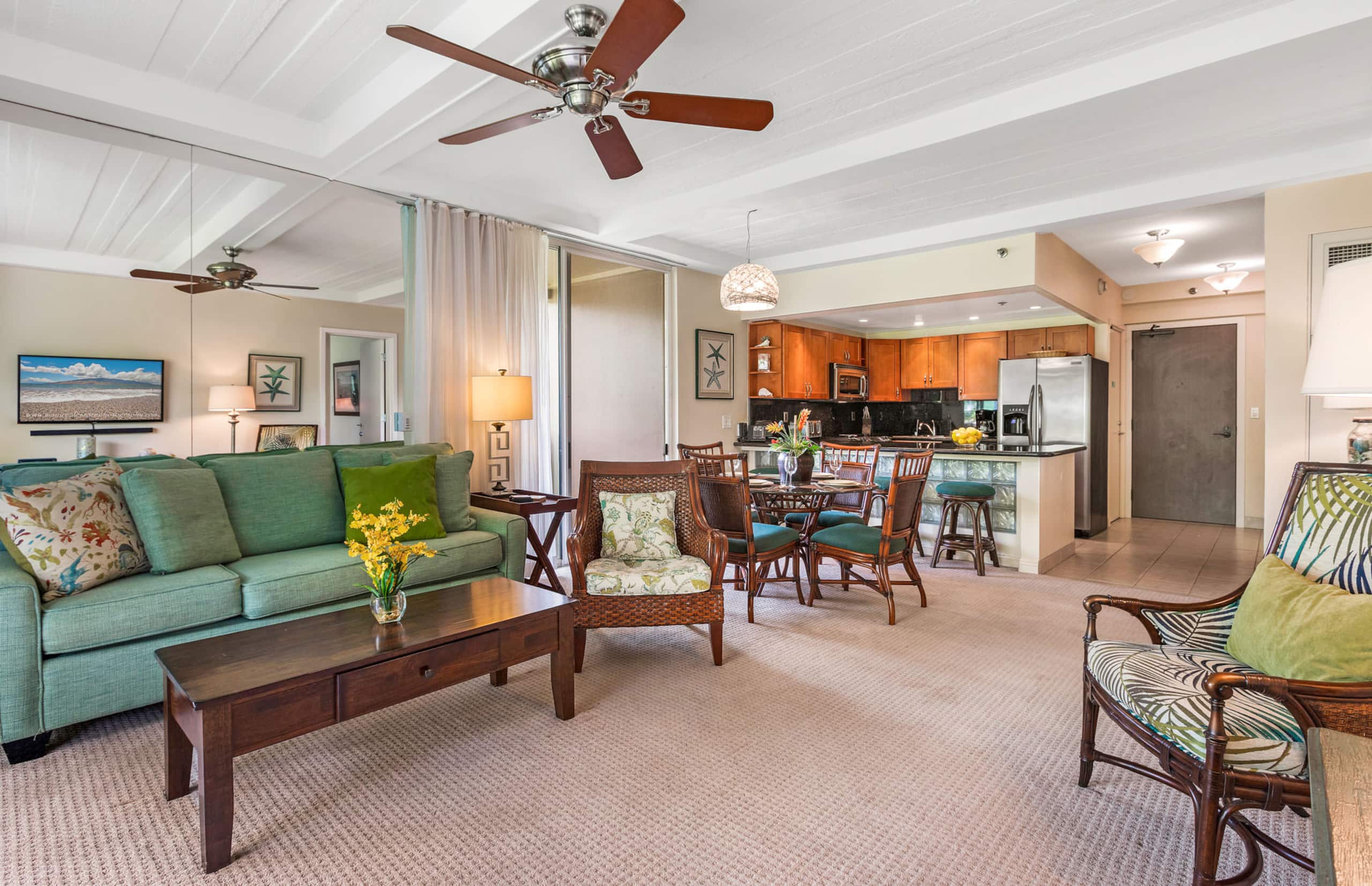 Condo in Lahaina · ★4.95 · 1 bedroom · 2 beds · 2 baths - Image 13