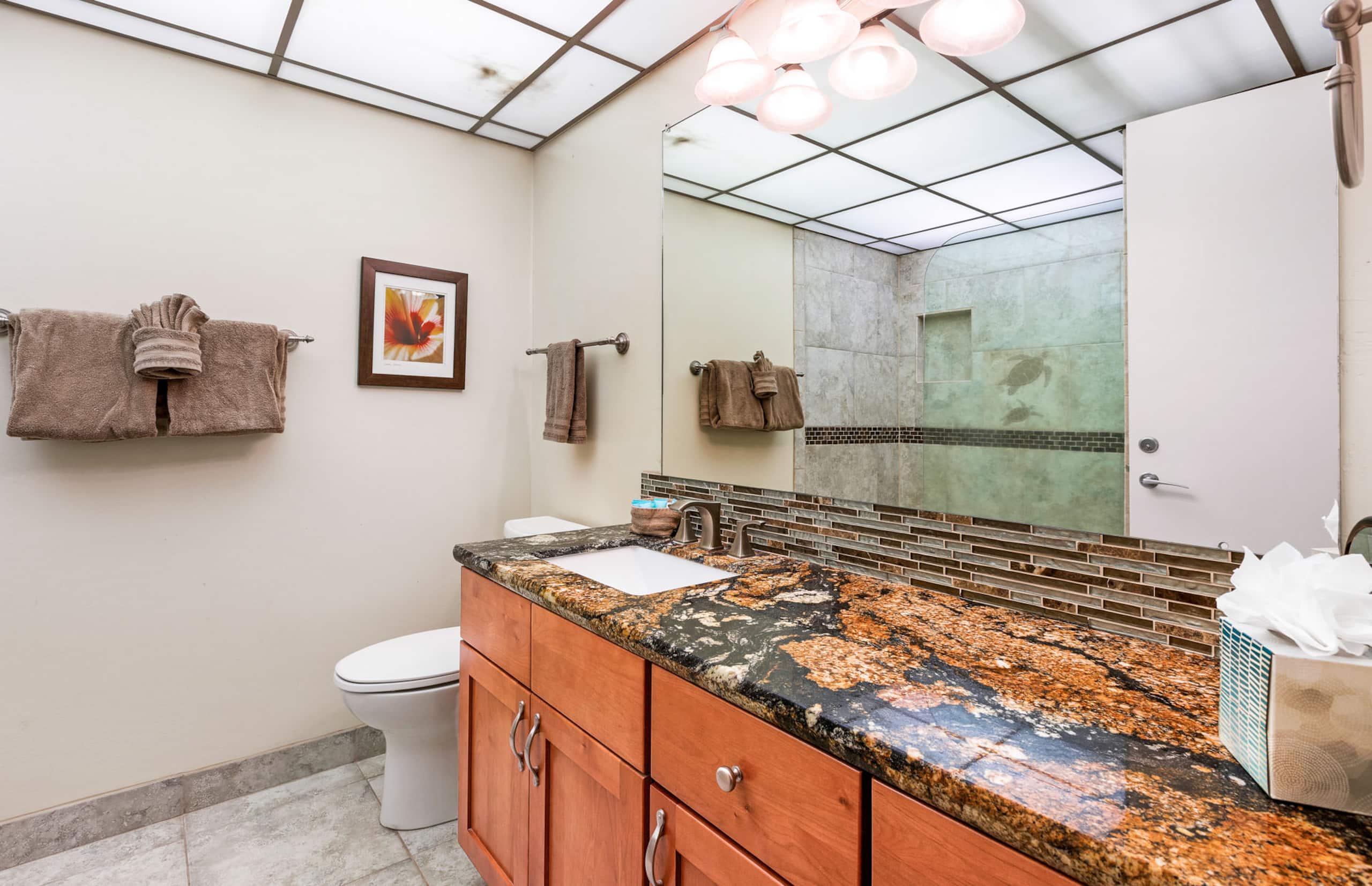 Condo in Lahaina · ★4.95 · 1 bedroom · 2 beds · 2 baths - Image 15
