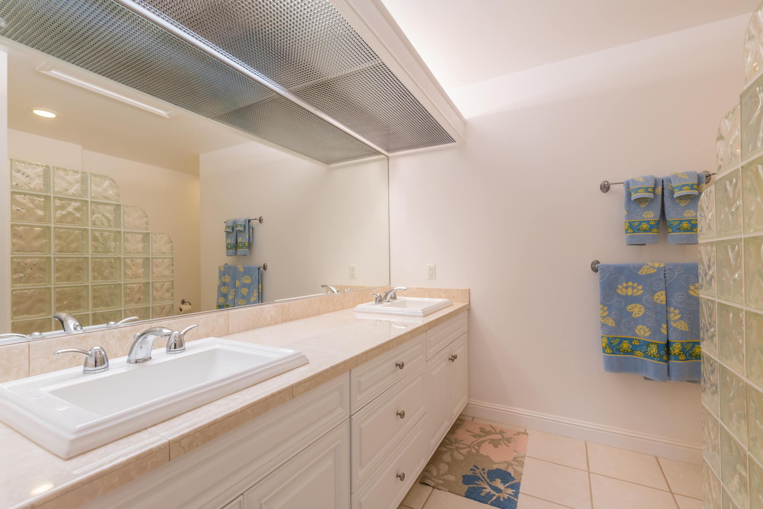 Tropical End Unit Townhouse w/AC Villas of Kamali - Photo 13