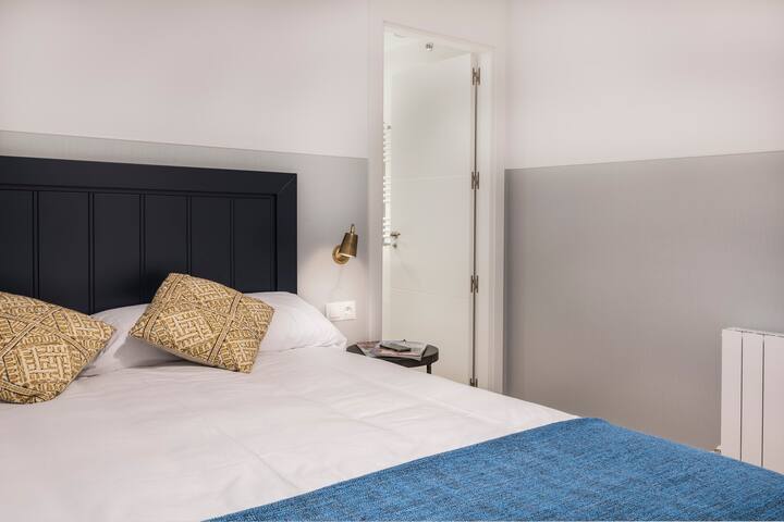 2 Bedroom Apartment Ground Floor- Madrid Cortes gallery image 5