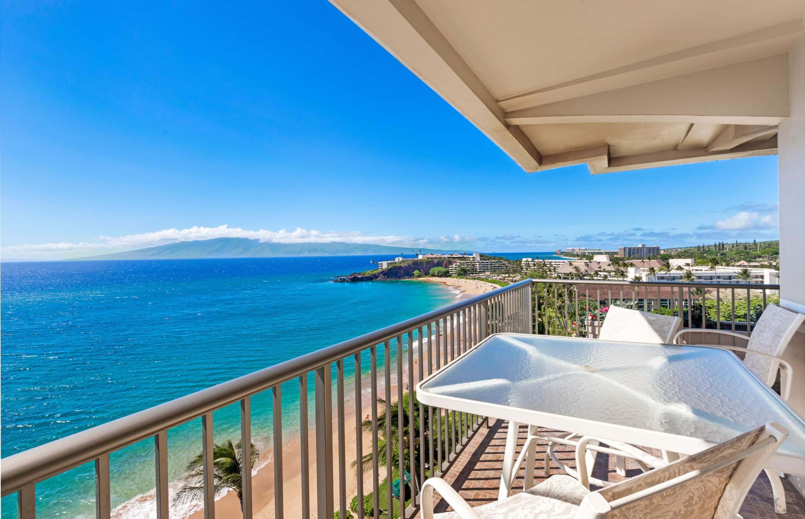 Condo in Lahaina · ★4.9 · 2 bedrooms · 3 beds · 2 baths - Image 24