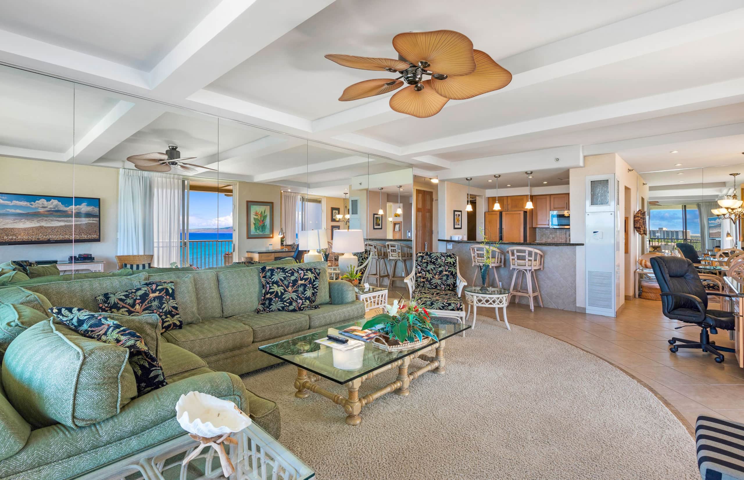 Condo in Lahaina · ★4.9 · 2 bedrooms · 3 beds · 2 baths - Image 13