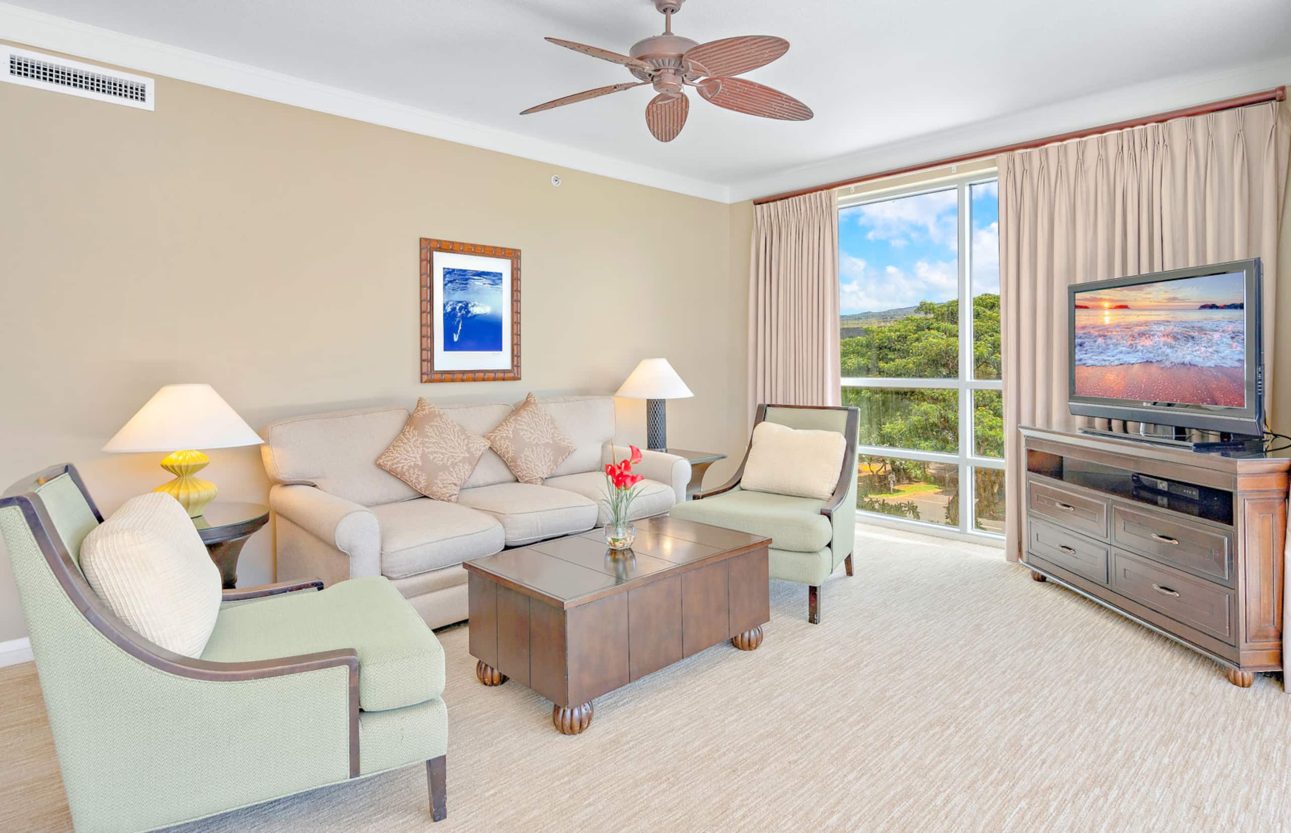 Condo in Lahaina · ★4.92 · 2 bedrooms · 3 beds · 2 baths - Image 10