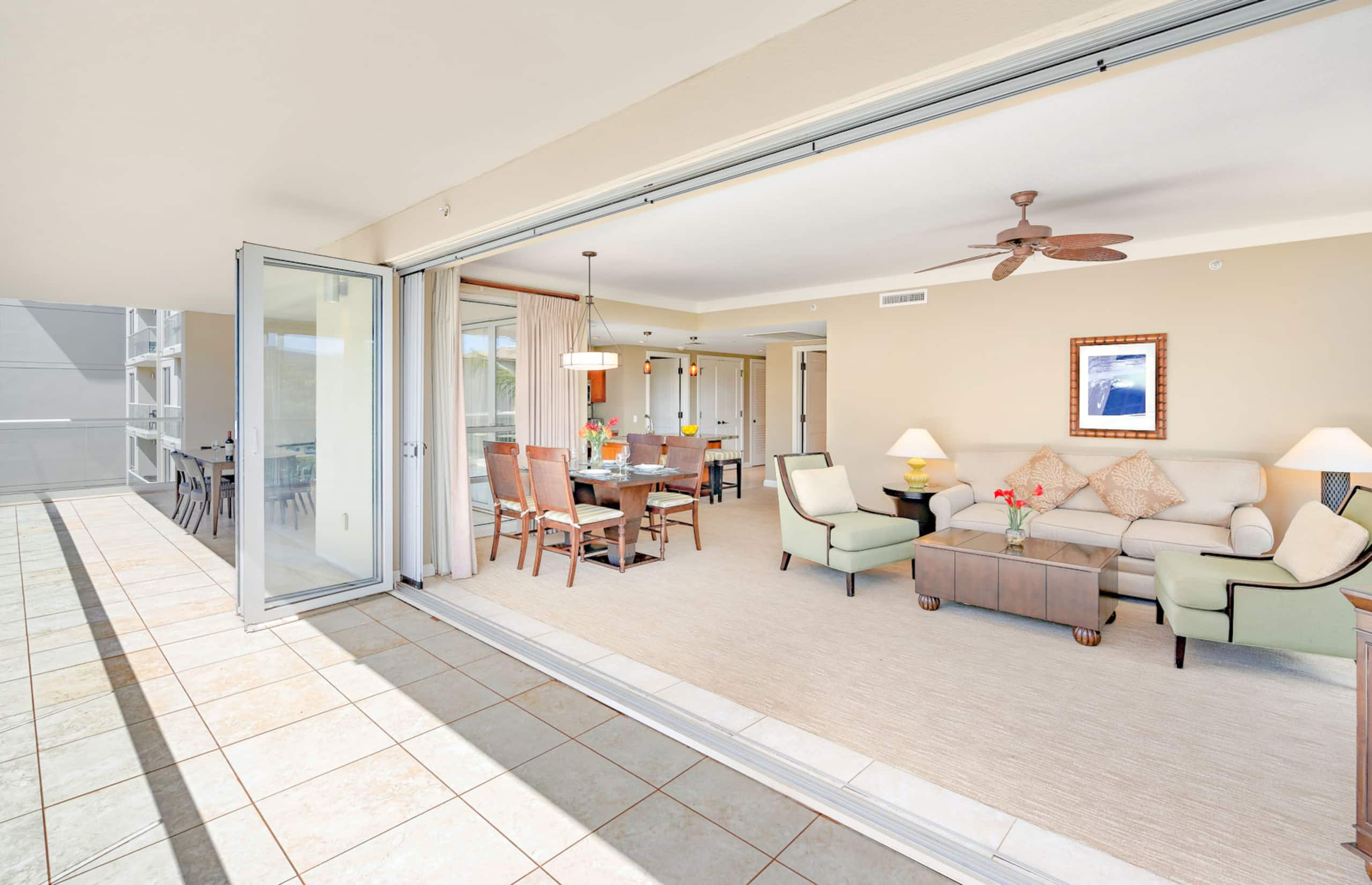 Condo in Lahaina · ★4.92 · 2 bedrooms · 3 beds · 2 baths - Image 12