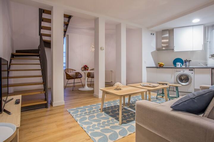 Duplex 2 Bedroom Apartment – Malasaña gallery image 4