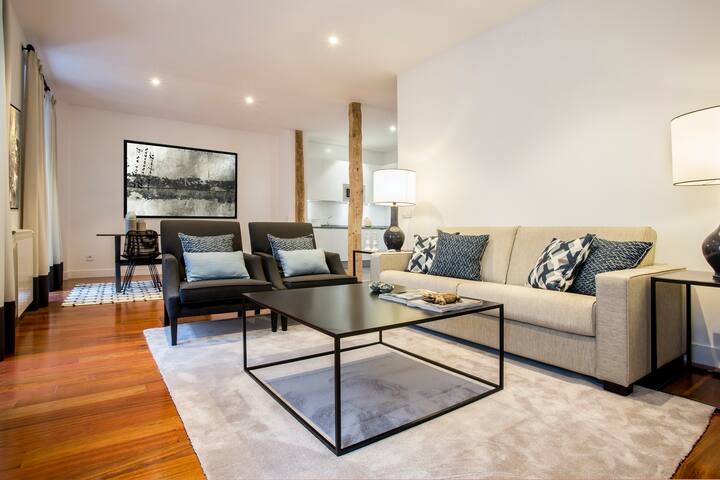 Deluxe 2 Bedroom Apartment – Chueca gallery image 5