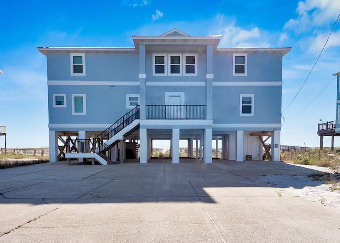 Beach Rentals At Navarre managed Airbnb listing 1