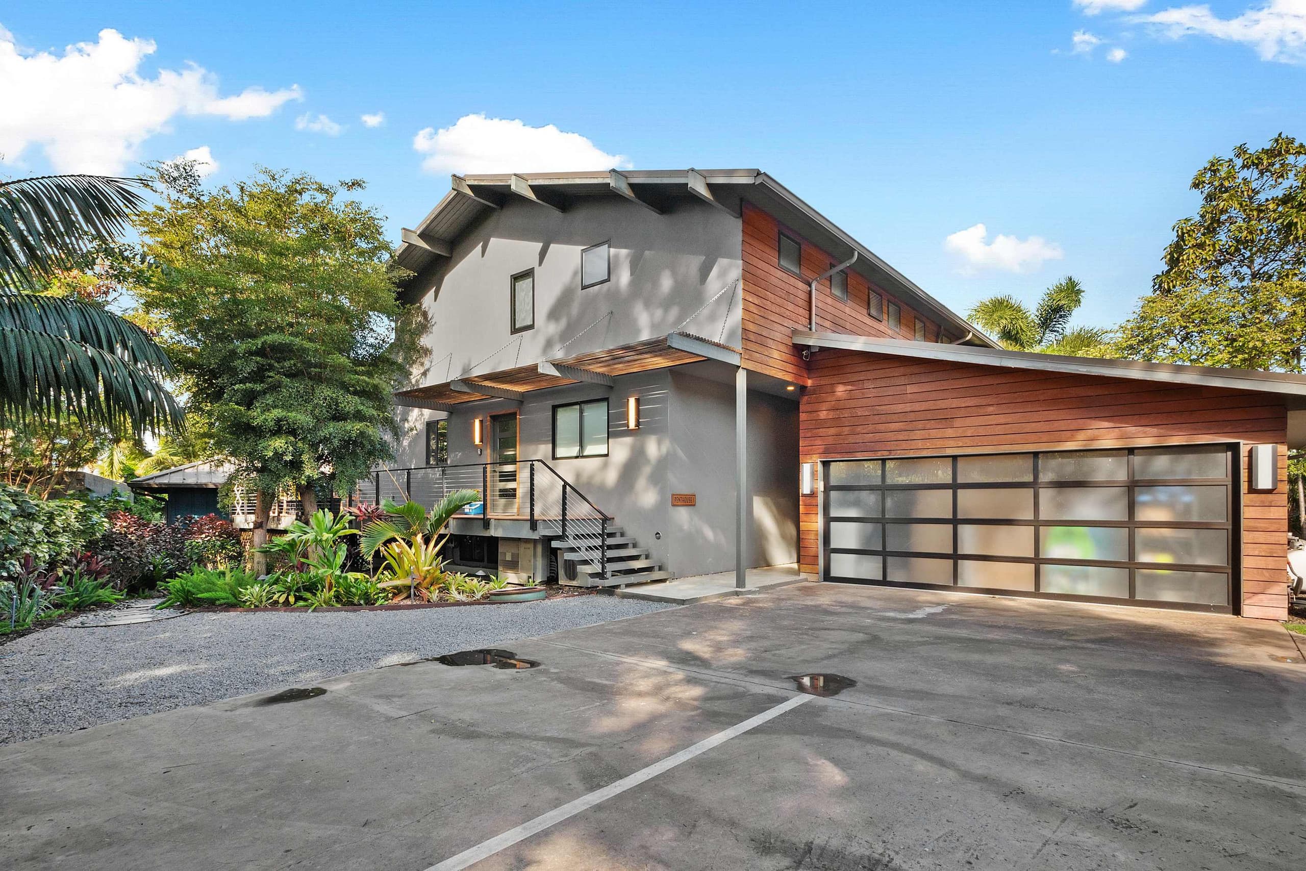 Home in Kihei · ★4.98 · 3 bedrooms · 3 beds · 7 baths - Image 6