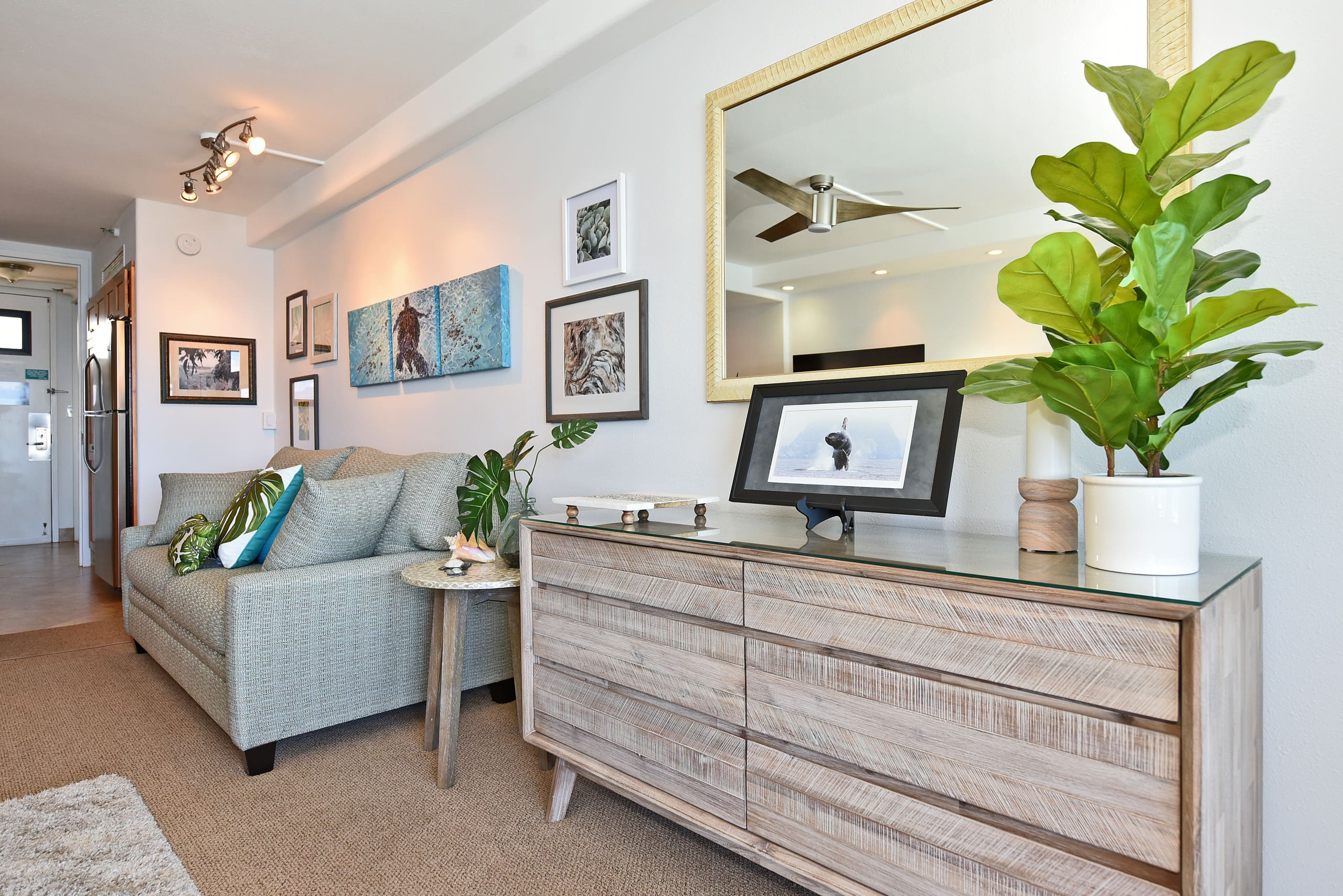 Condo in Lahaina · ★4.71 · 1 bedroom · 2 beds · 1 bath - Image 19