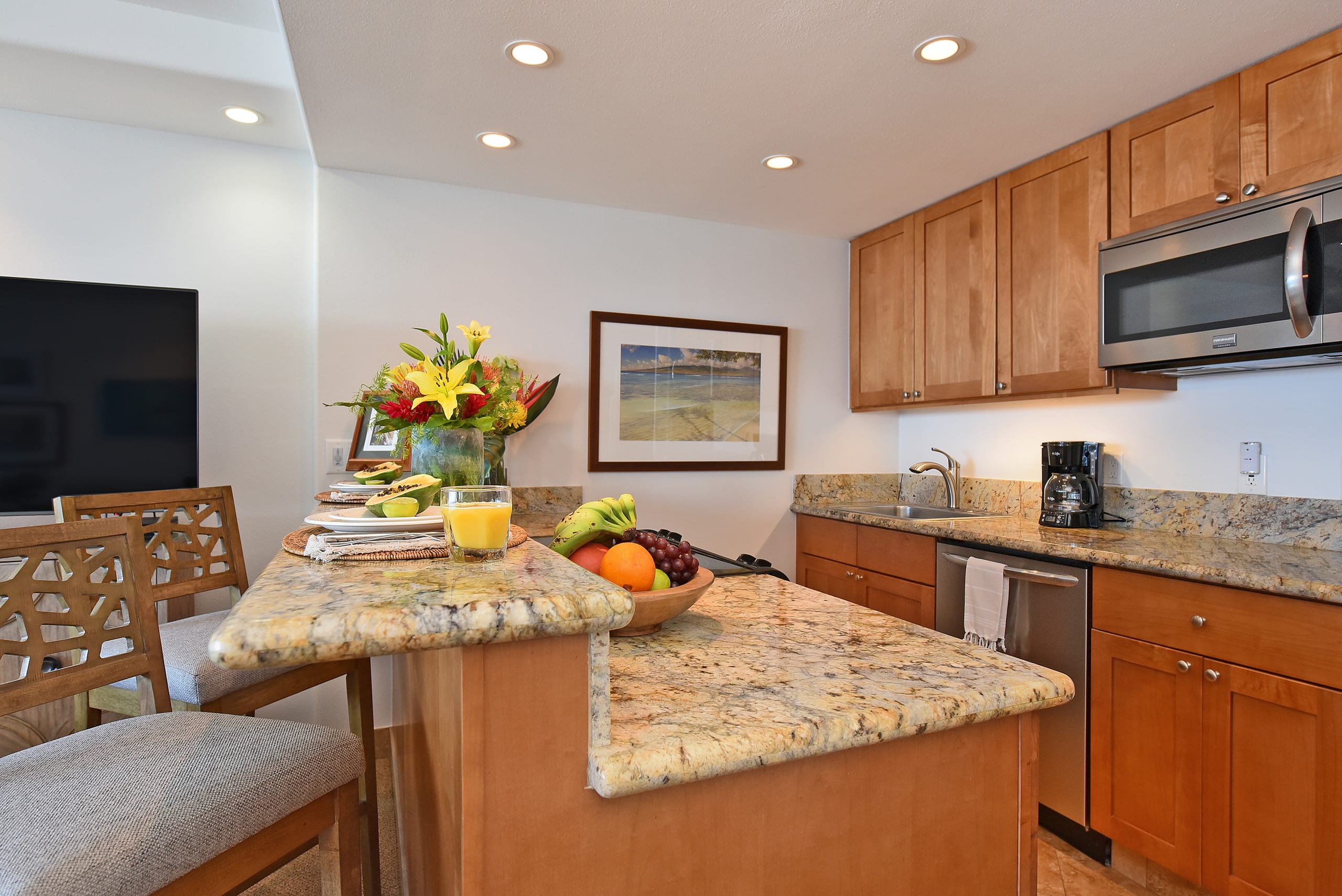Condo in Lahaina · ★4.71 · 1 bedroom · 2 beds · 1 bath - Image 22
