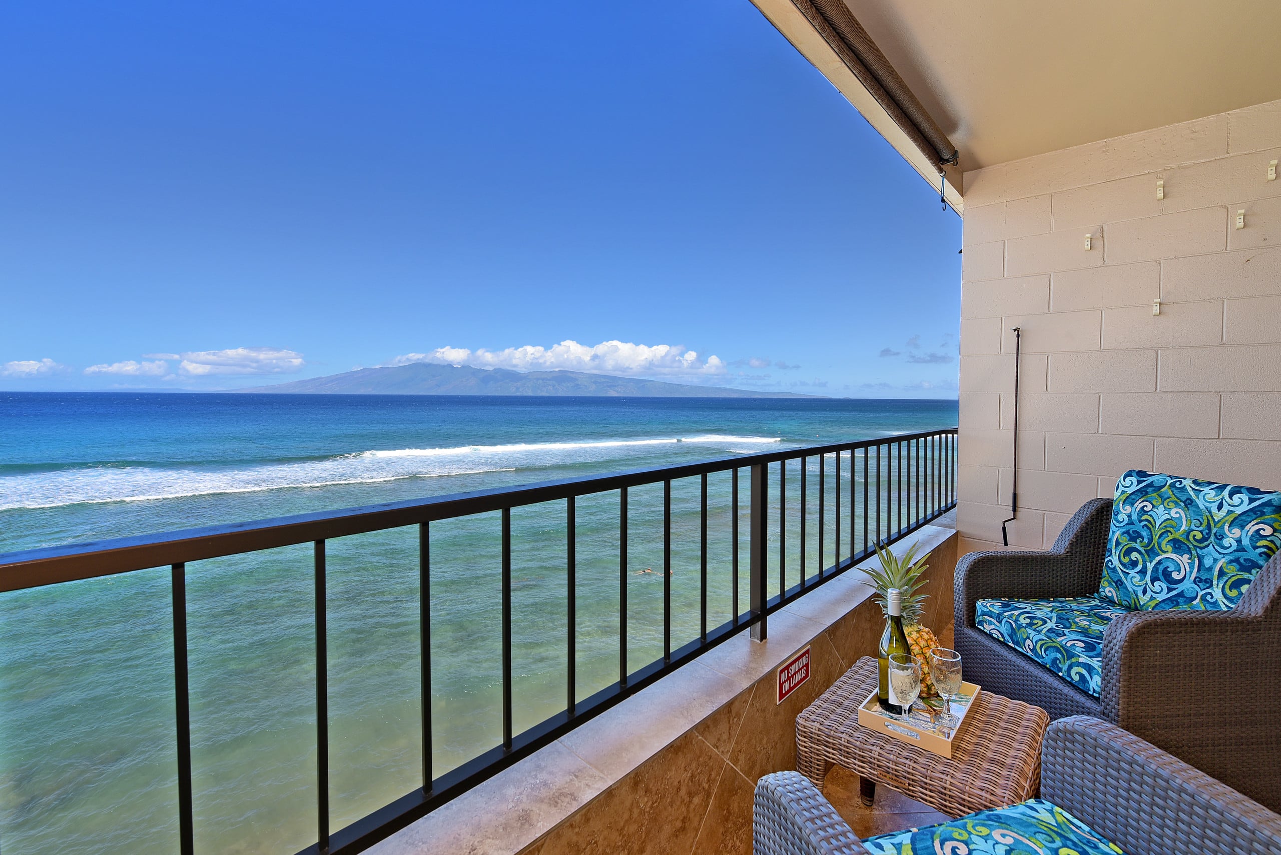 Condo in Lahaina · ★4.71 · 1 bedroom · 2 beds · 1 bath - Image 8