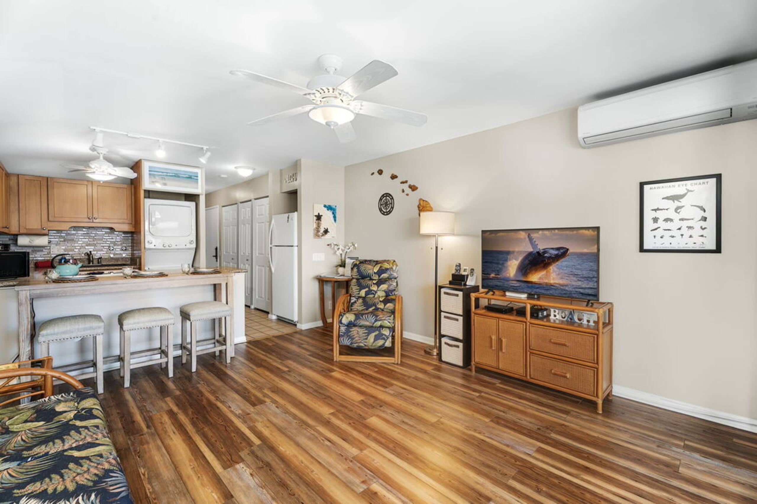 Condo in Kailua-Kona · ★4.83 · 1 bedroom · 2 beds · 1 bath - Image 4