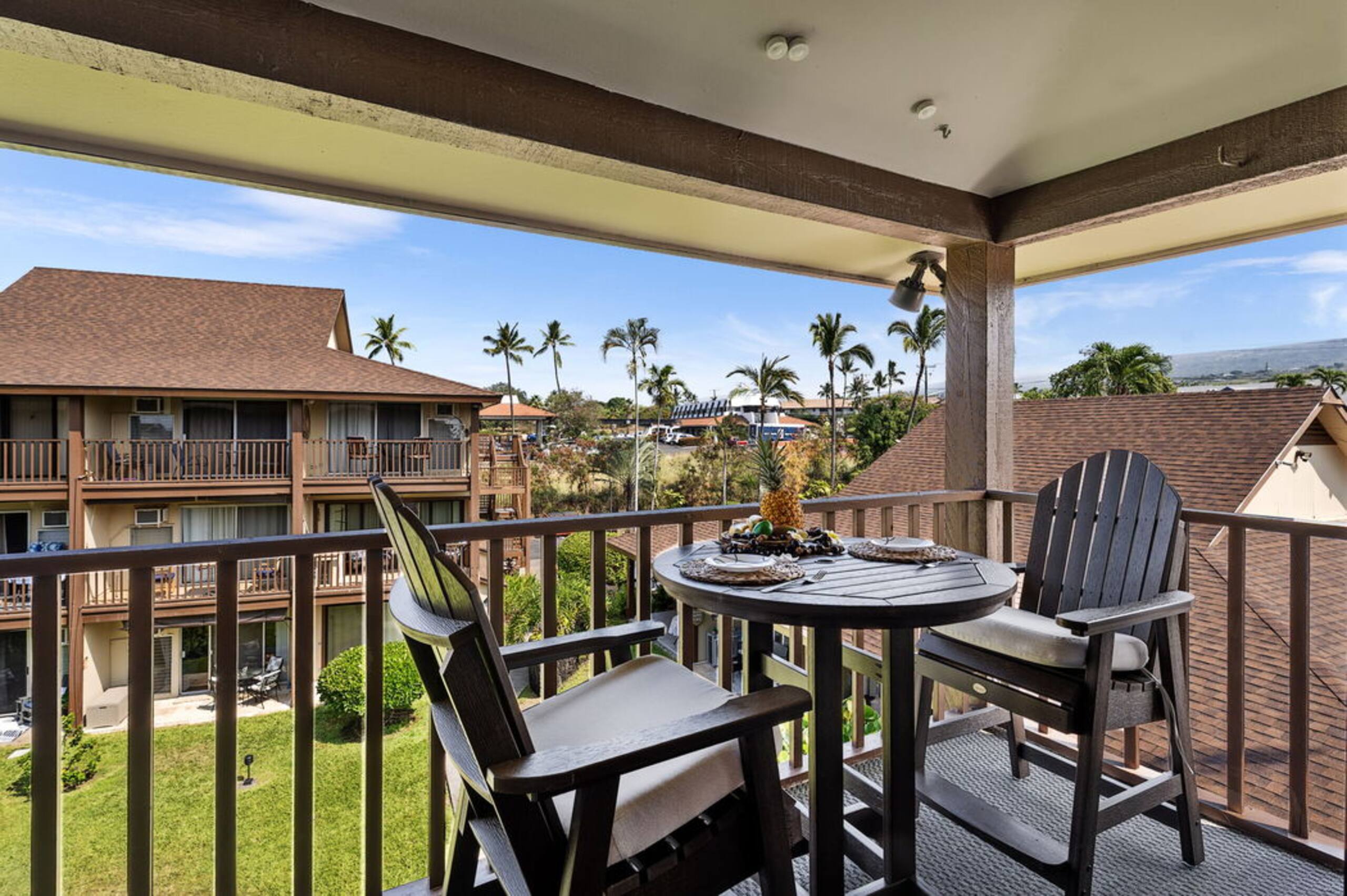 Condo in Kailua-Kona · ★4.83 · 1 bedroom · 2 beds · 1 bath - Image 14