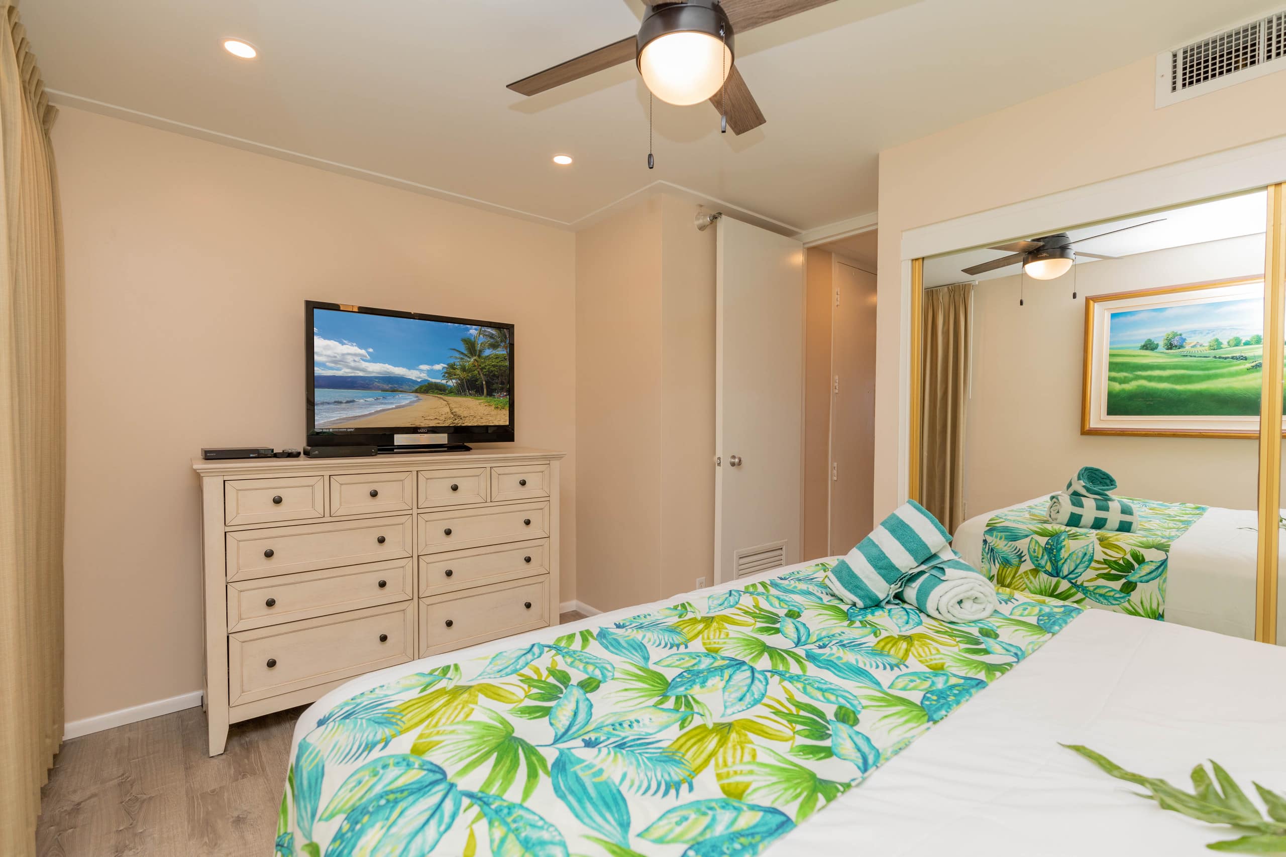 Condo in Lahaina · ★4.86 · 1 bedroom · 2 beds · 1 bath - Image 18