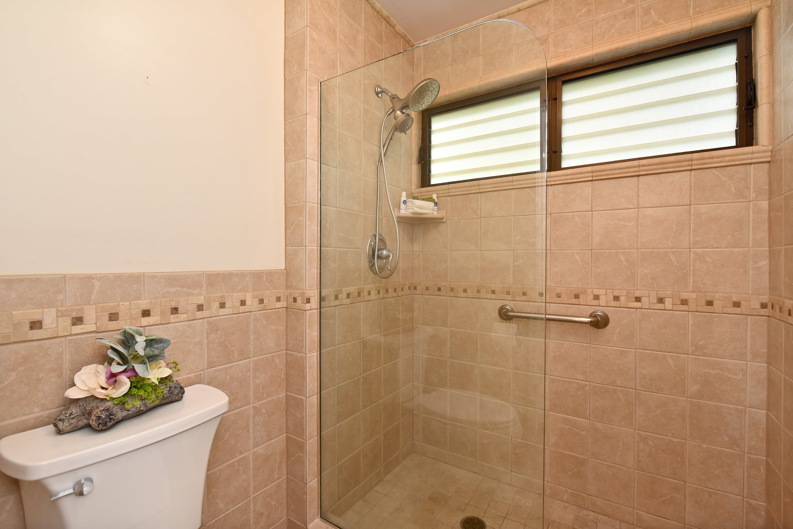 Condo in Kihei · ★4.67 · 1 bedroom · 2 beds · 2 baths - Image 19
